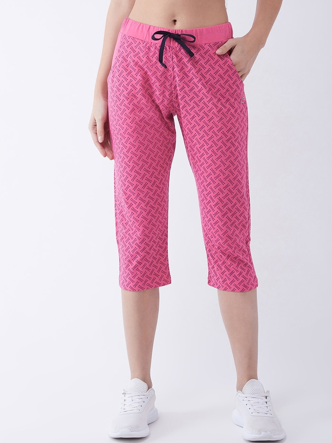 

FEMEA Women Pink Printed Slim-Fit Capris