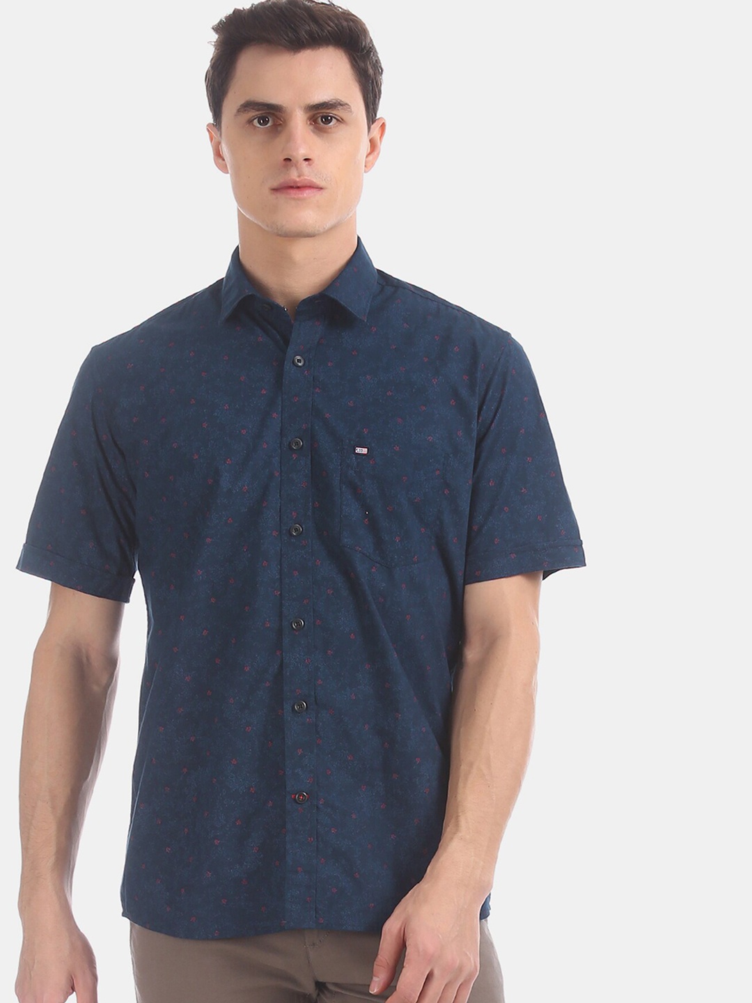 

Arrow Sport Men Blue & Red Regular Fit Printed Casual Shirt