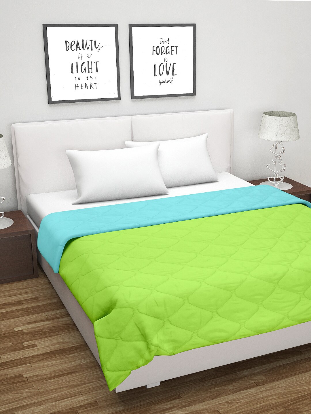 

Divine Casa Blue & Green Solid Heavy Winter 210 GSM Double Bed Comforter