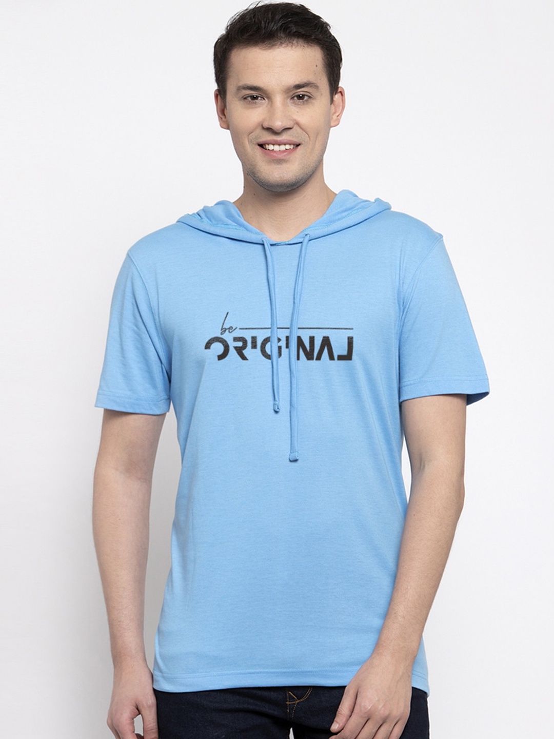 

Friskers Men Blue Printed Hood T-shirt