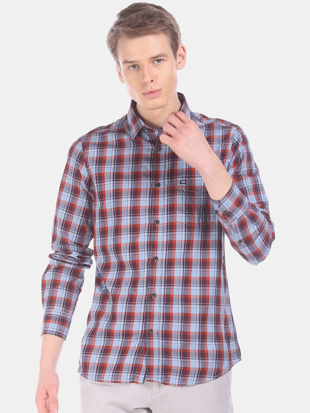 

Arrow Sport Men Red & Blue Regular Fit Checked Casual Shirt