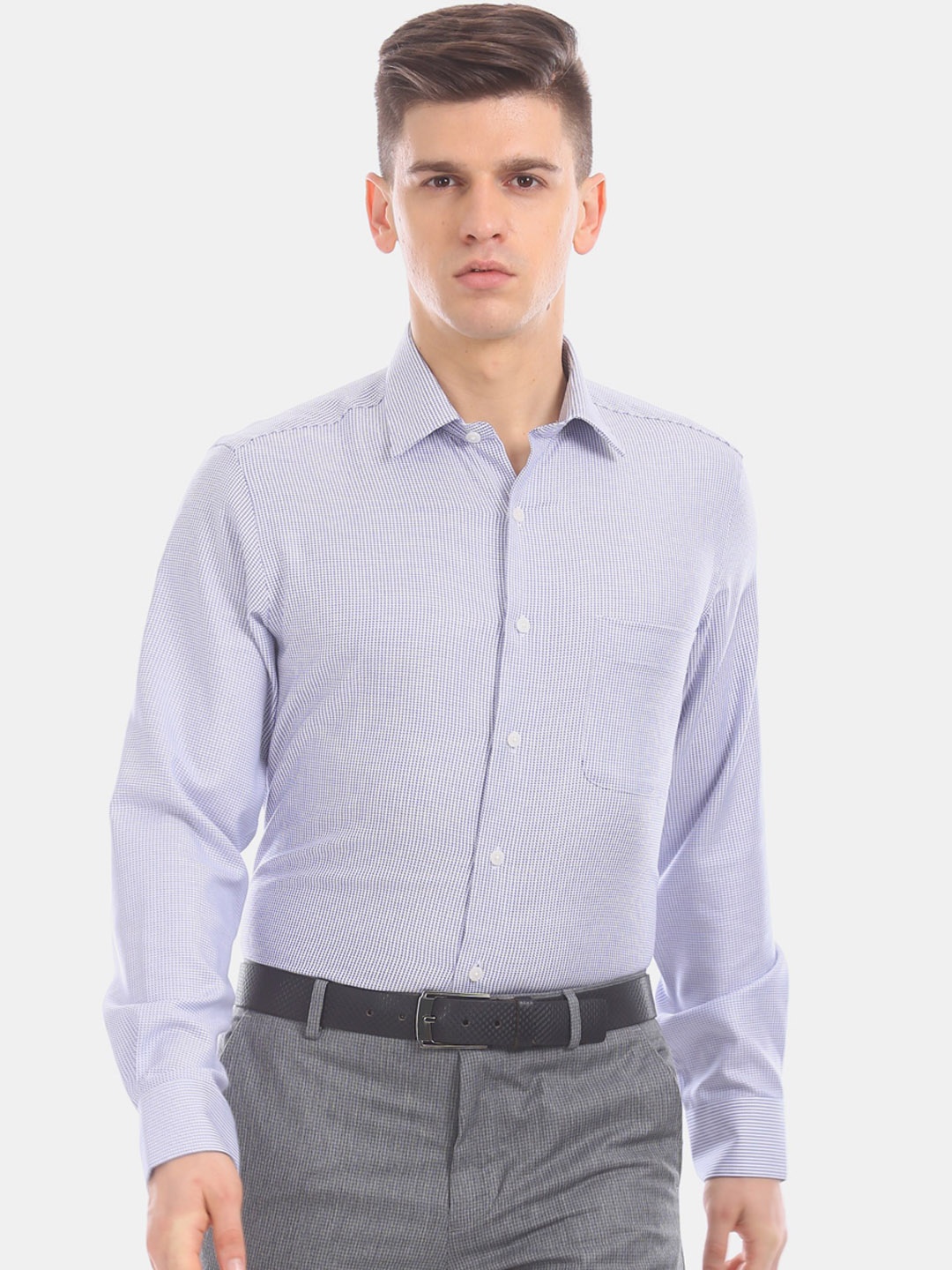 

Arrow Men White & Blue Regular Fit Printed Formal Shirt
