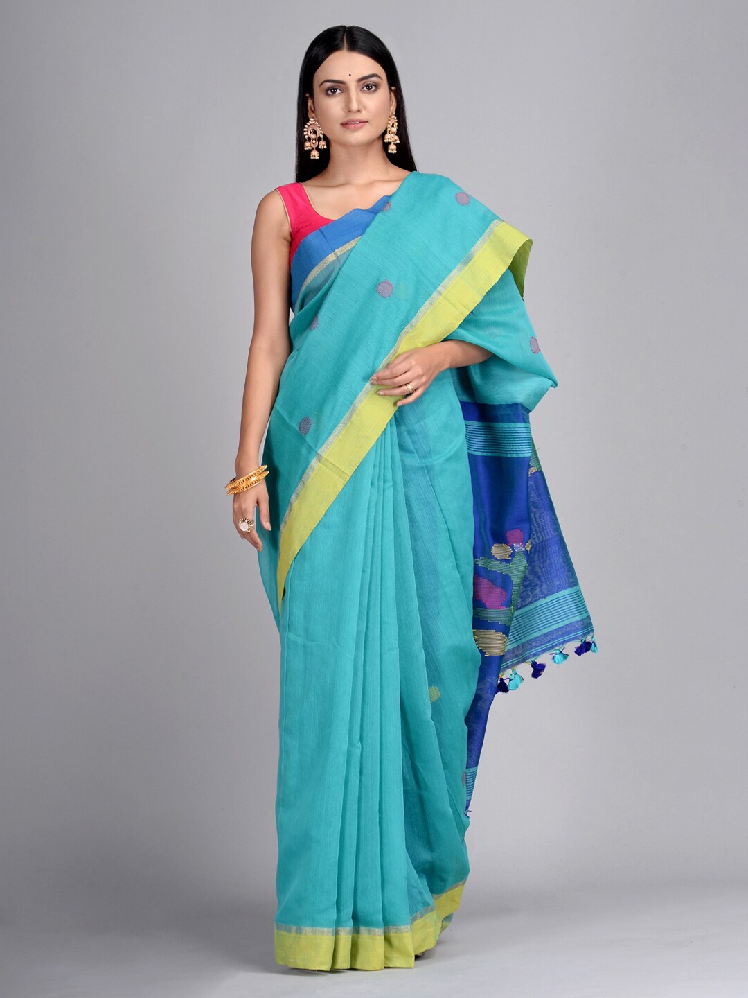 

Mitera Blue Cotton Blend Woven Design Taant Handloom Saree