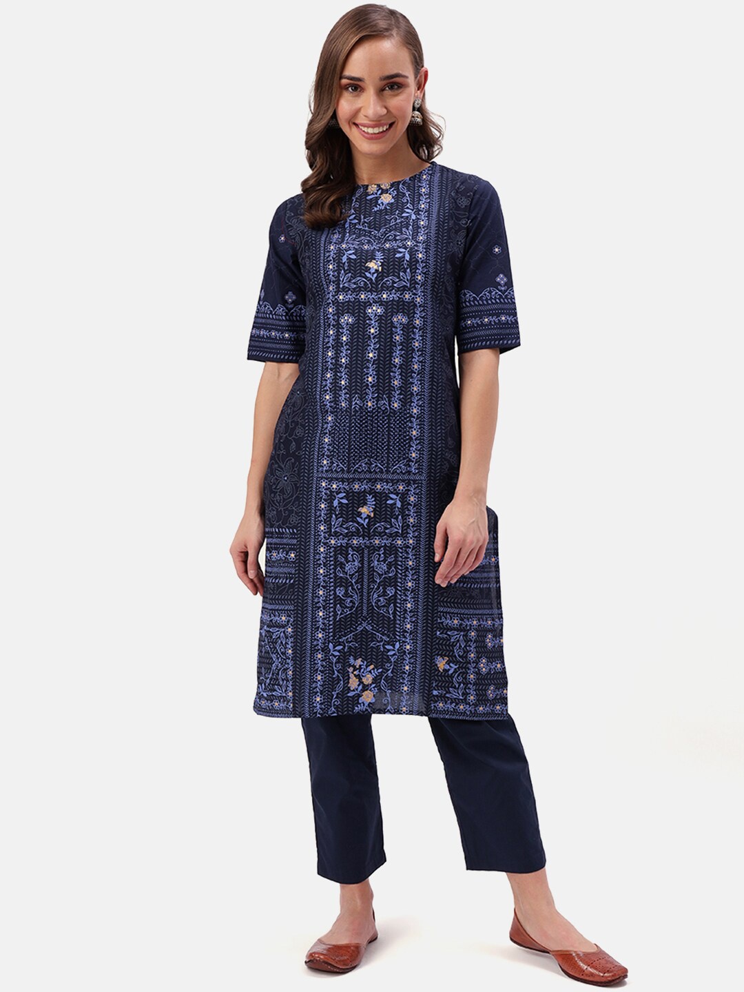 

Saaki Women Navy Blue Printed Straight Kurta
