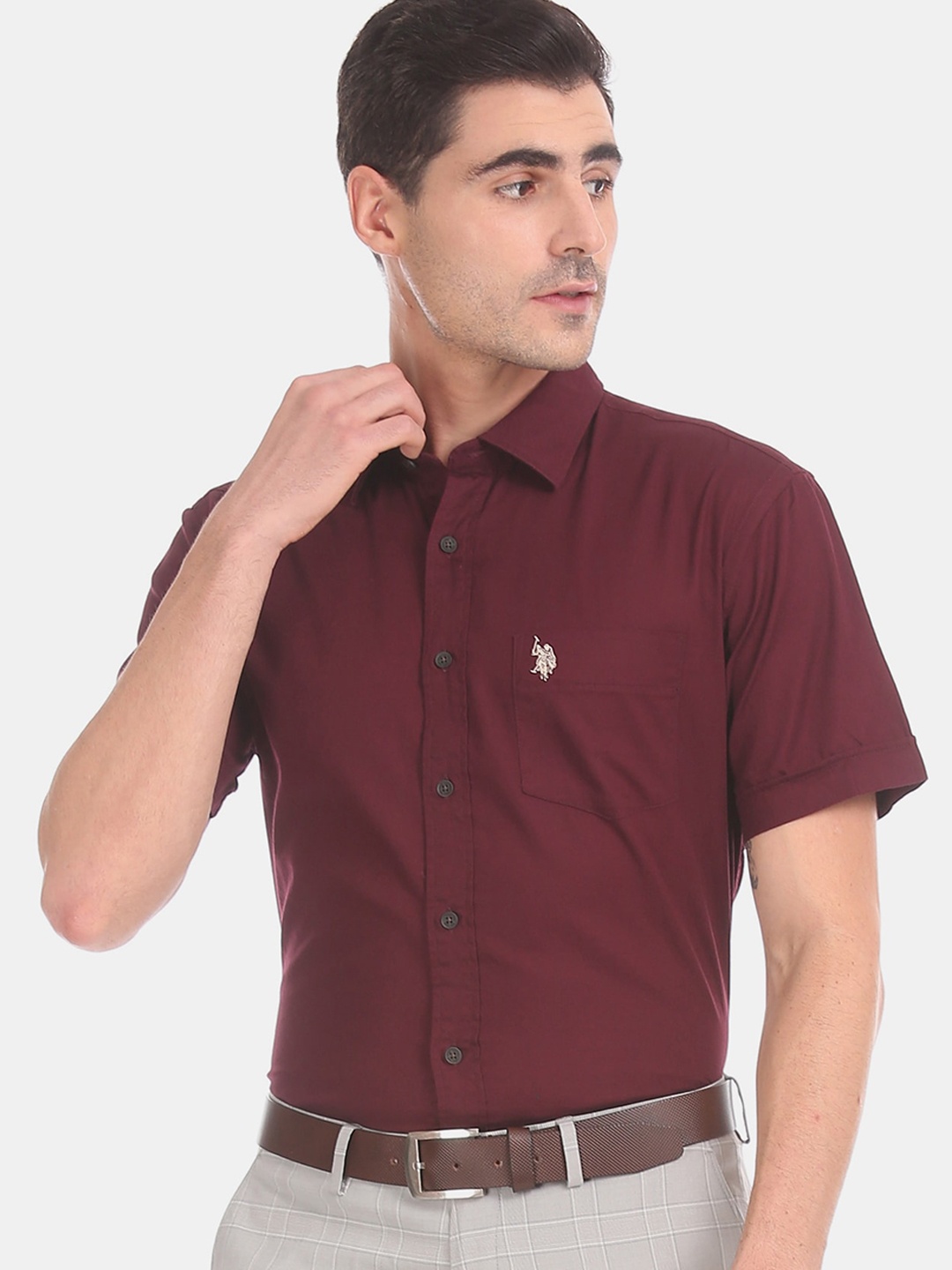 

U.S. Polo Assn. Men Maroon Regular Fit Solid Semiformal Shirt