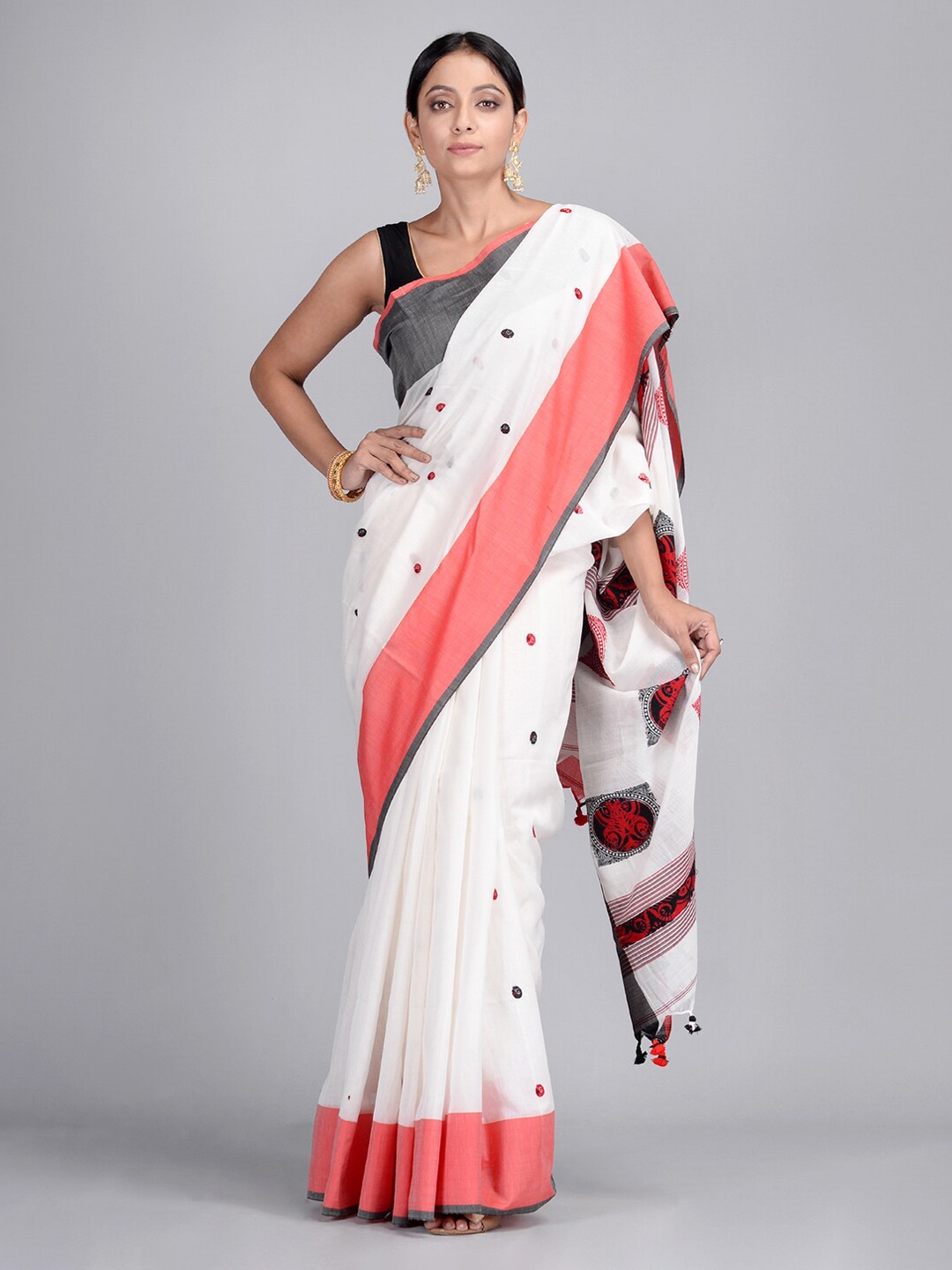 

Mitera White & Red Pure Cotton Checked Taant Saree