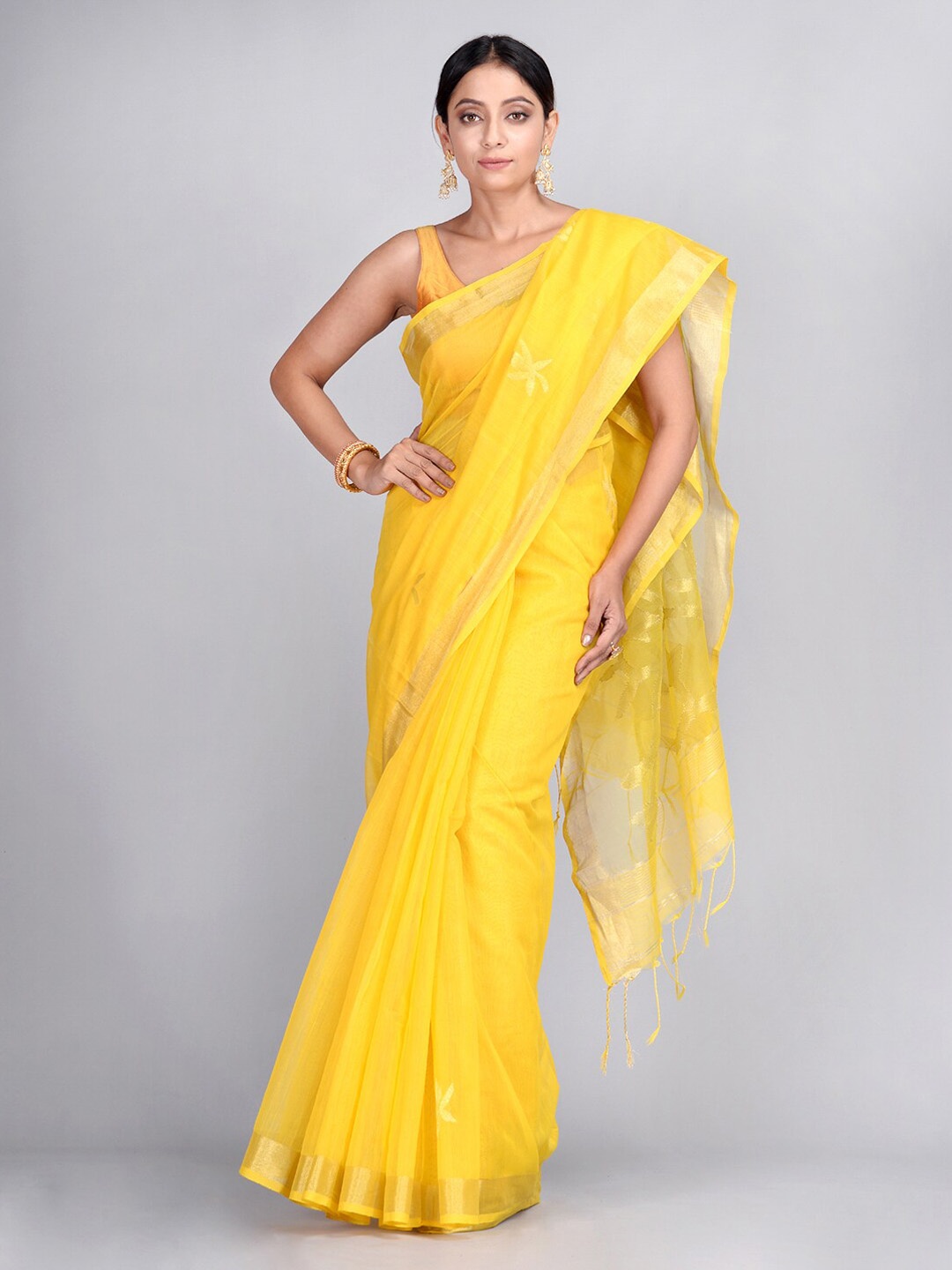 

Mitera Yellow Silk Blend Solid Hand Woven Taant Saree
