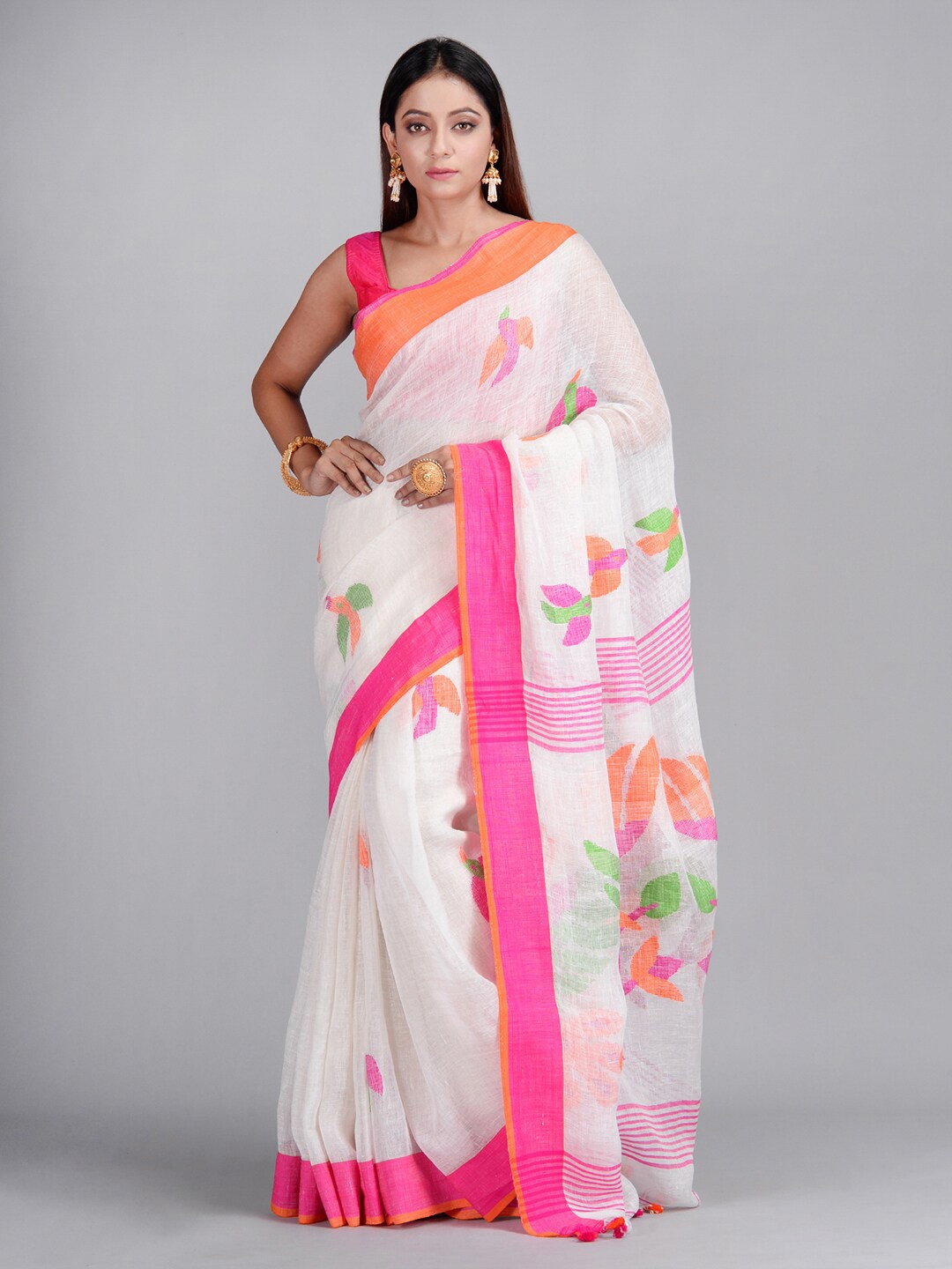 

Mitera White & Pink Pure Linen Printed Taant Saree