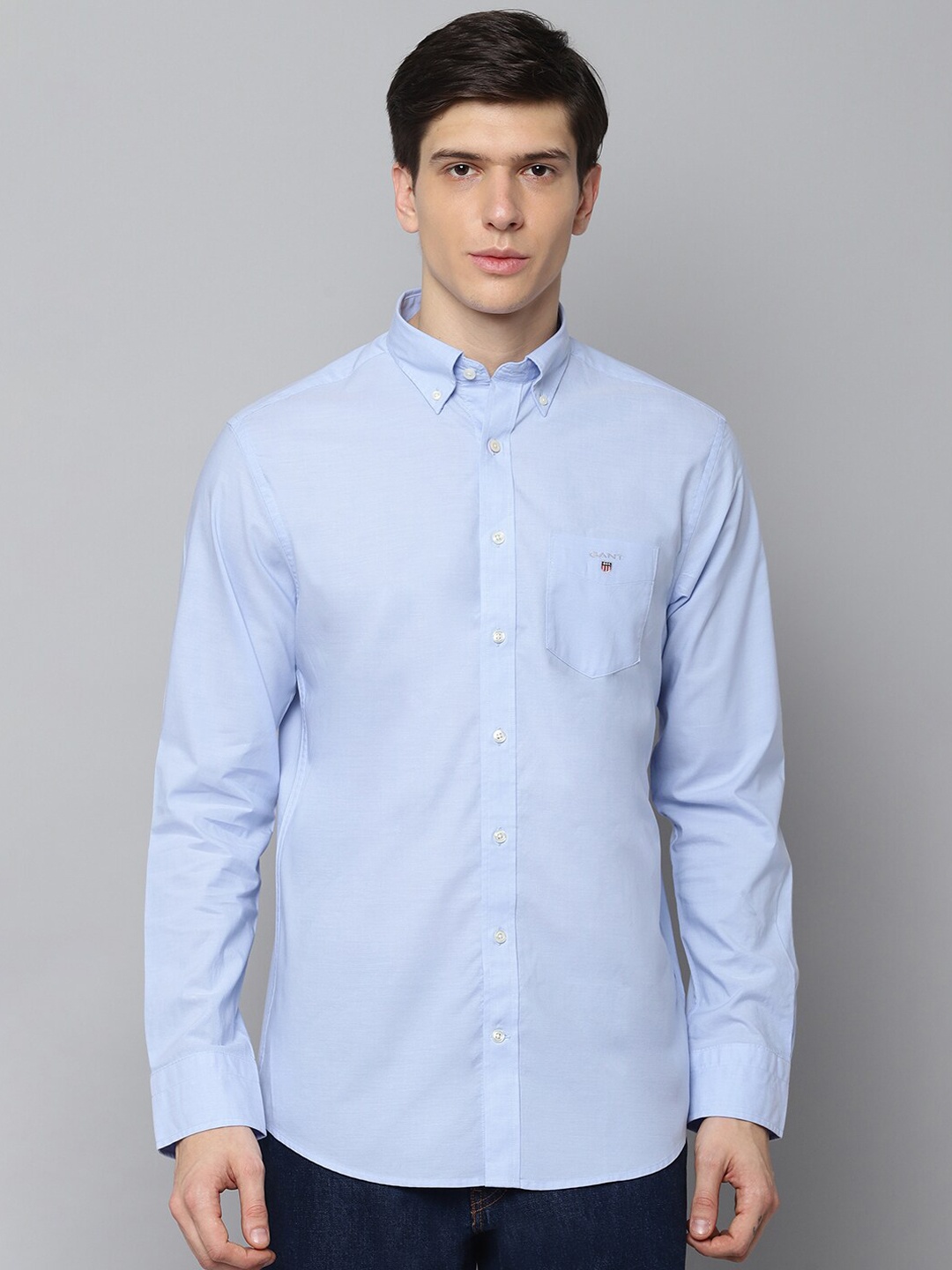 

GANT Men Blue Straight Regular Fit Solid Casual Shirt