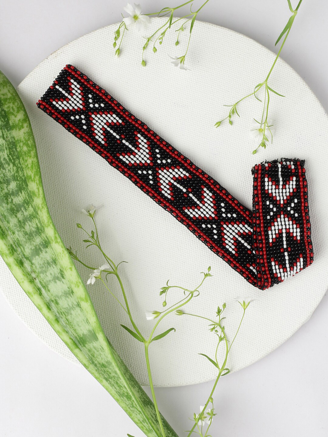 

STREET 9 Women Black and Red Beaded Hairband