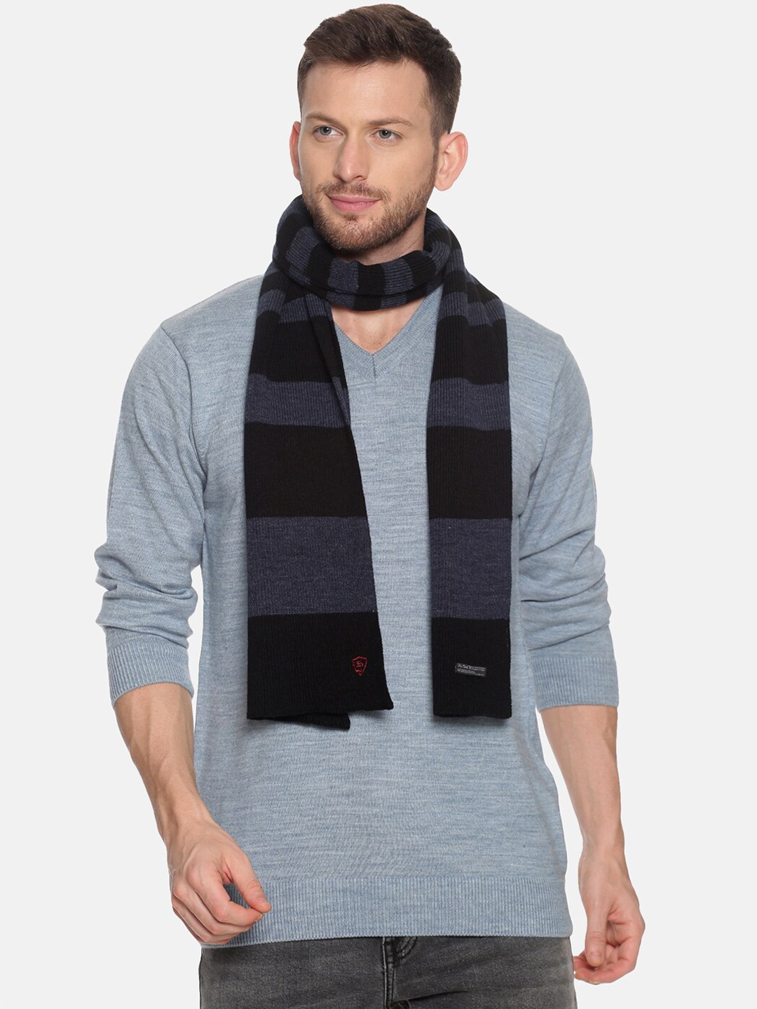 

513 Men Black & Navy Blue Striped Muffler