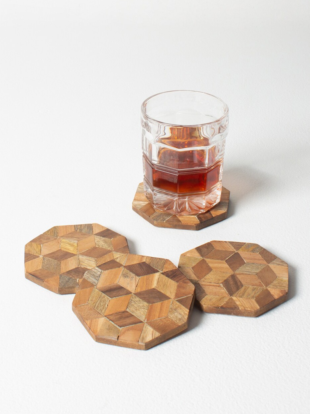 

CASA DECOR Set Of 4 Brown Wood Hexagon Abstract Coasters
