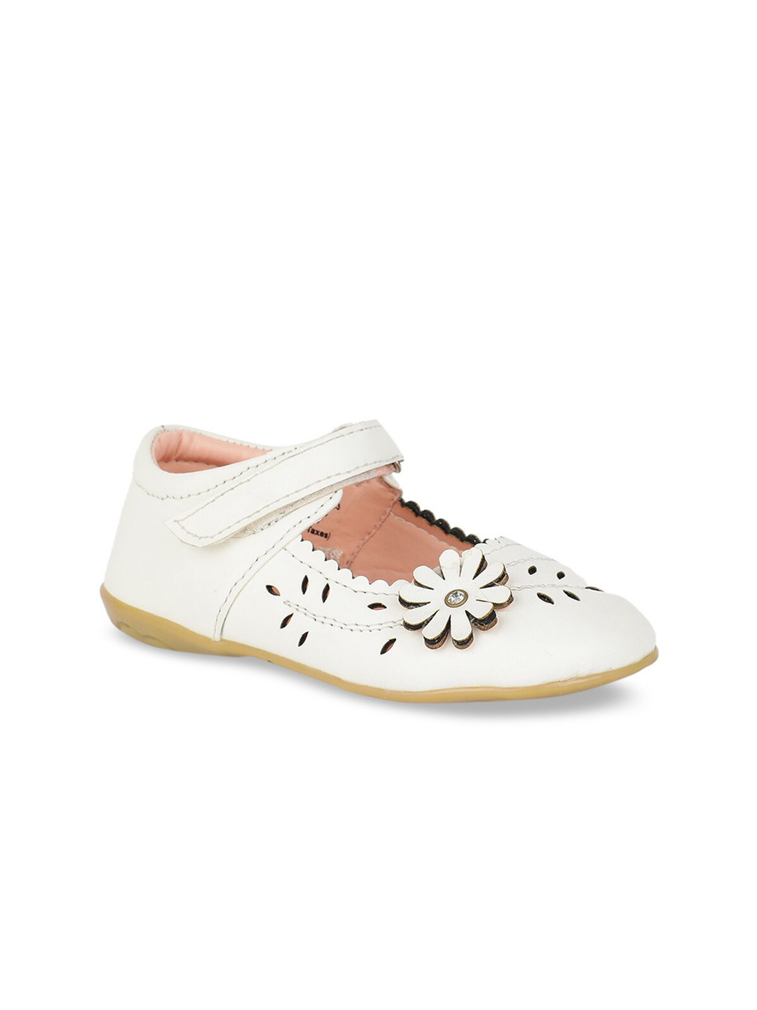 

Bubblegummers Girls White Textured PU Ballerinas