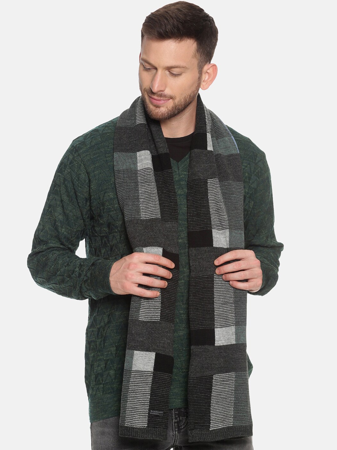 

513 Men Green & Grey Checked Muffler