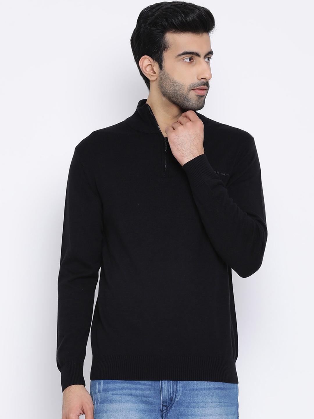 

Richlook Men Black Round Neck Sweater