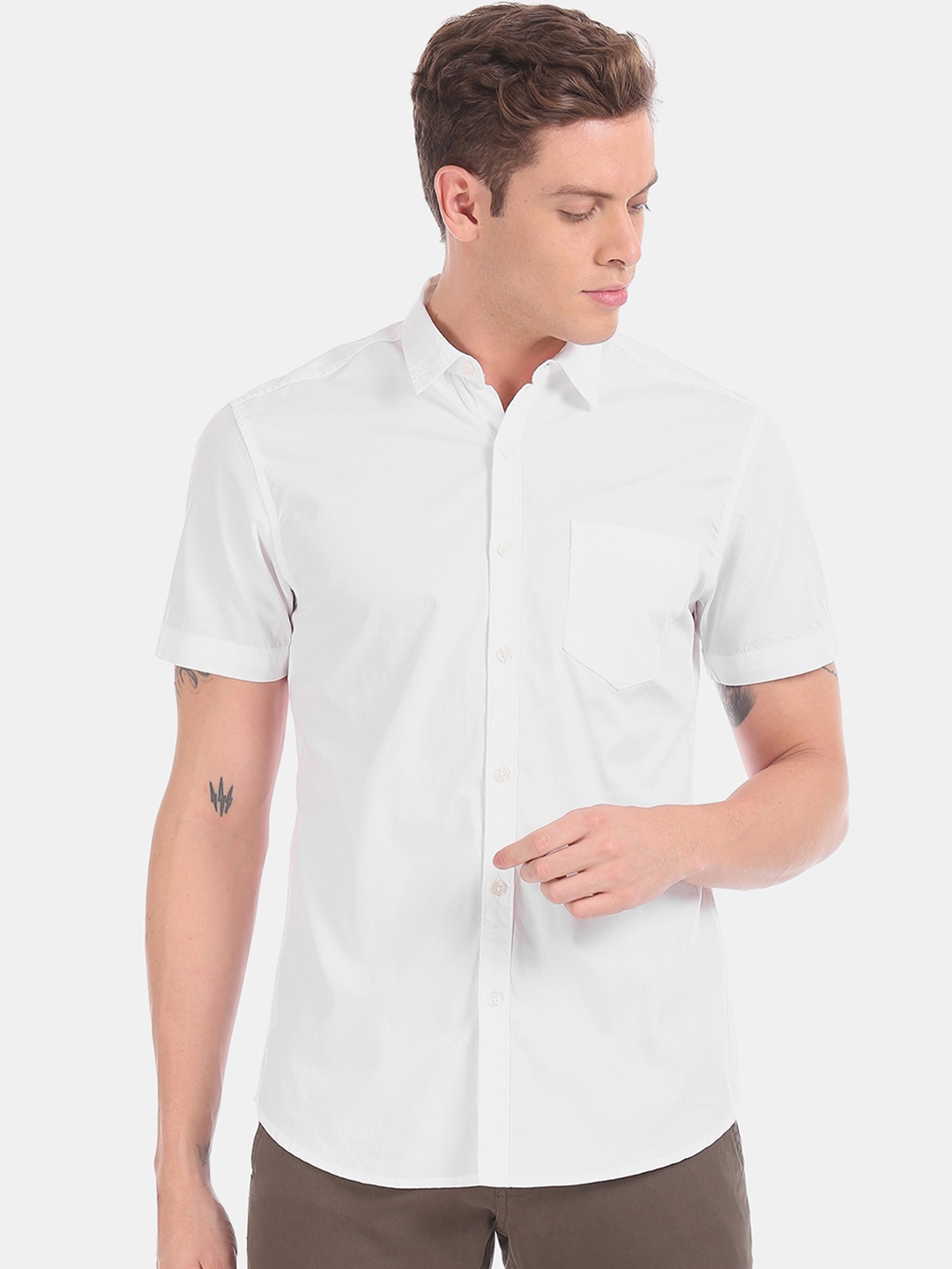 

Flying Machine Men White Regular Fit Solid Casual Shirt