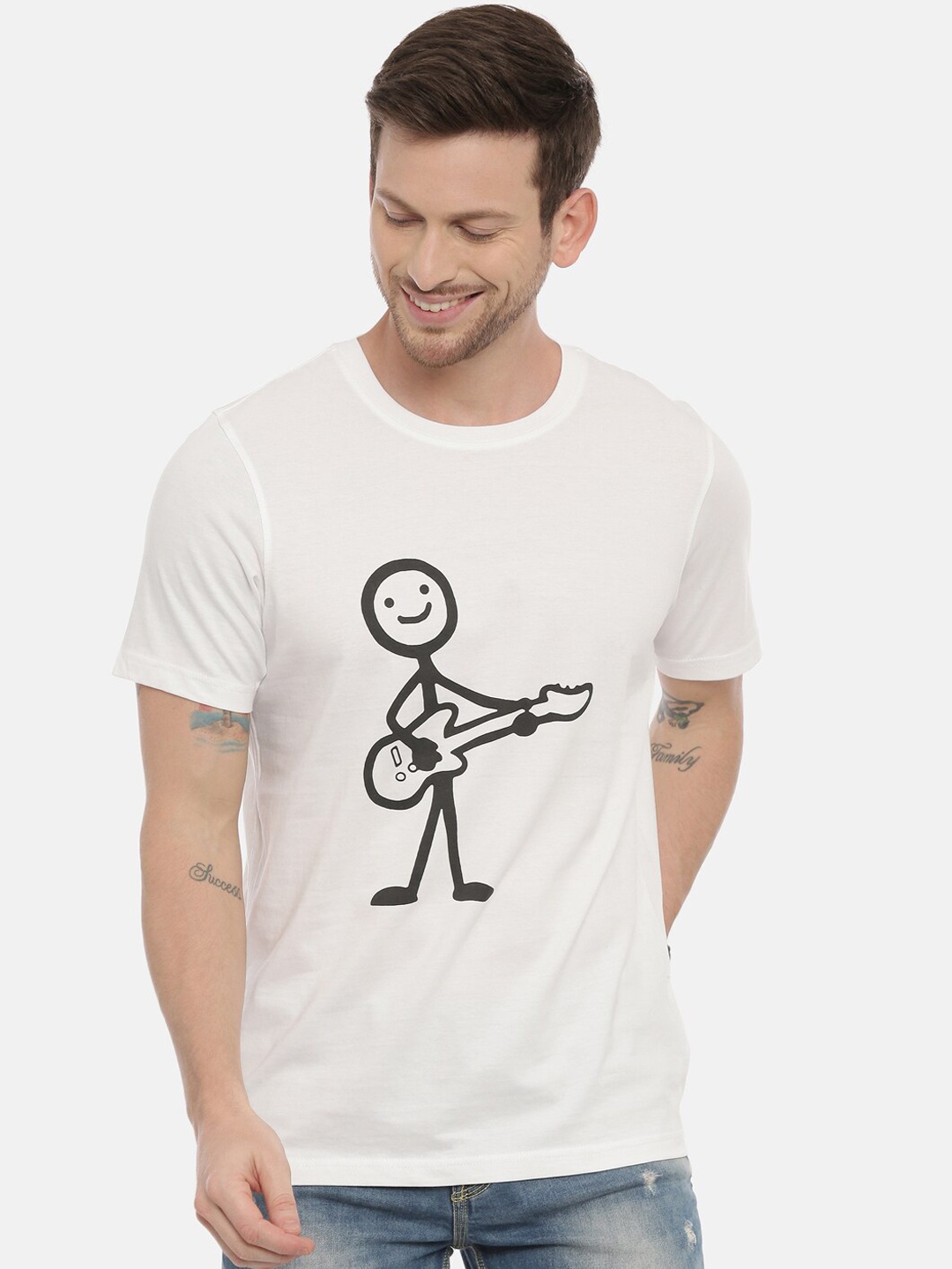 

Bushirt Men White Printed Round Neck T-shirt