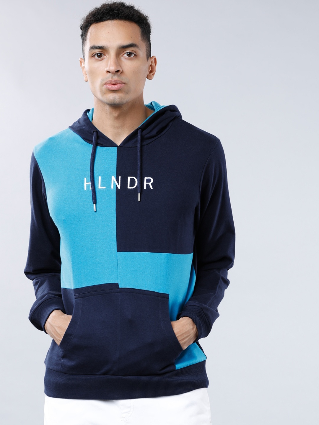 

HIGHLANDER Men Navy Blue Colourblocked Hooded Sweatshirt