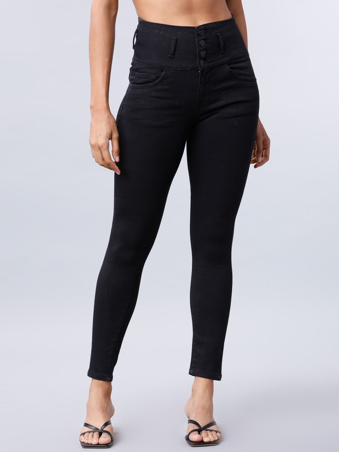

Tokyo Talkies Women Black Slim Fit High-Rise Clean Look Stretchable Jeans