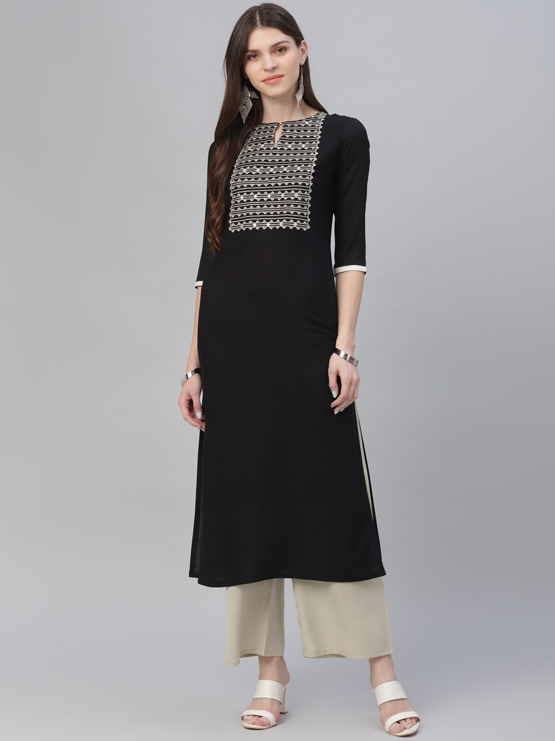 

GERUA Women Black & Beige Yoke Design Kurta with Trousers