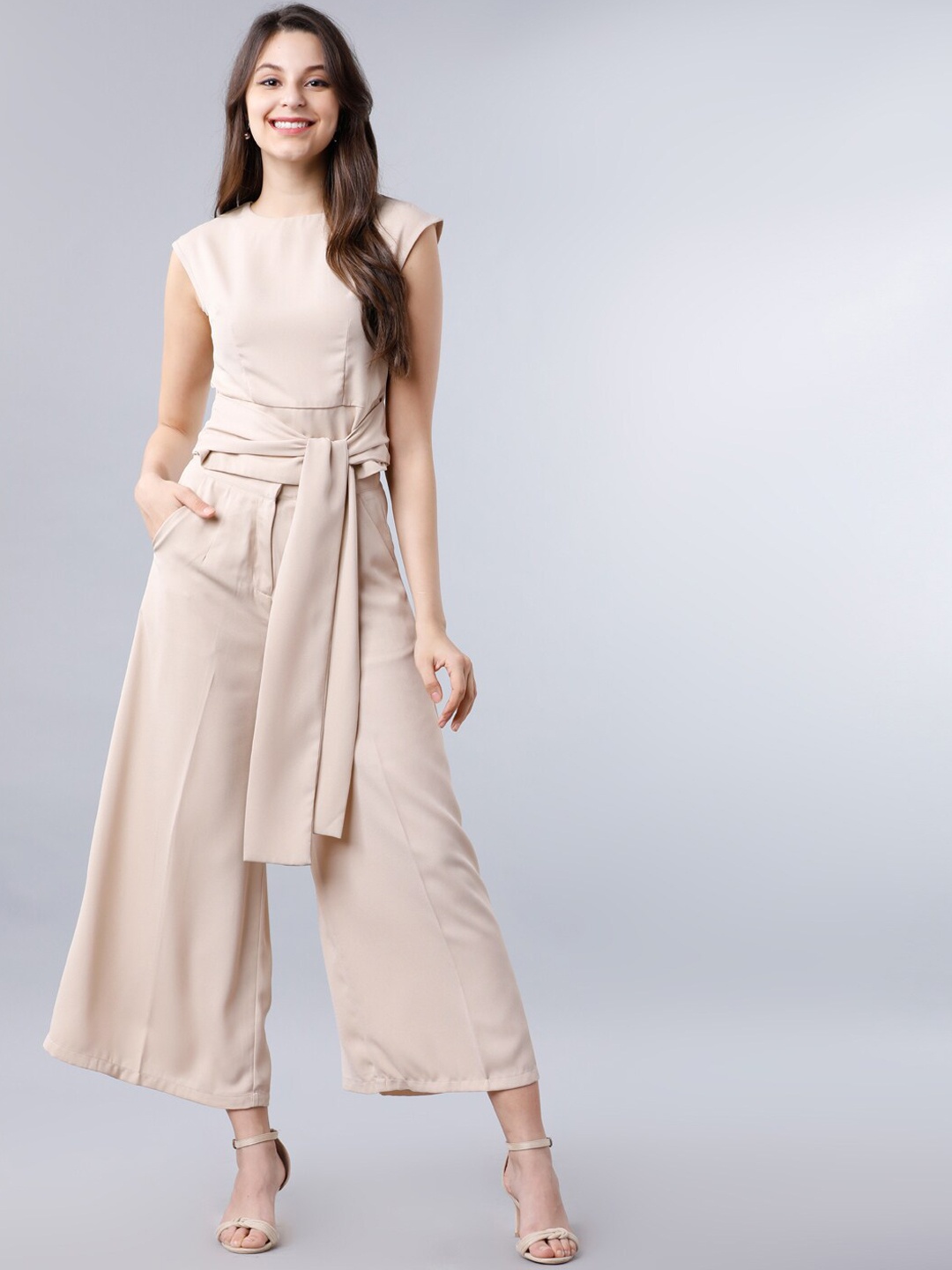 

Tokyo Talkies Women Beige Solid Belted Top With Flared Trousers