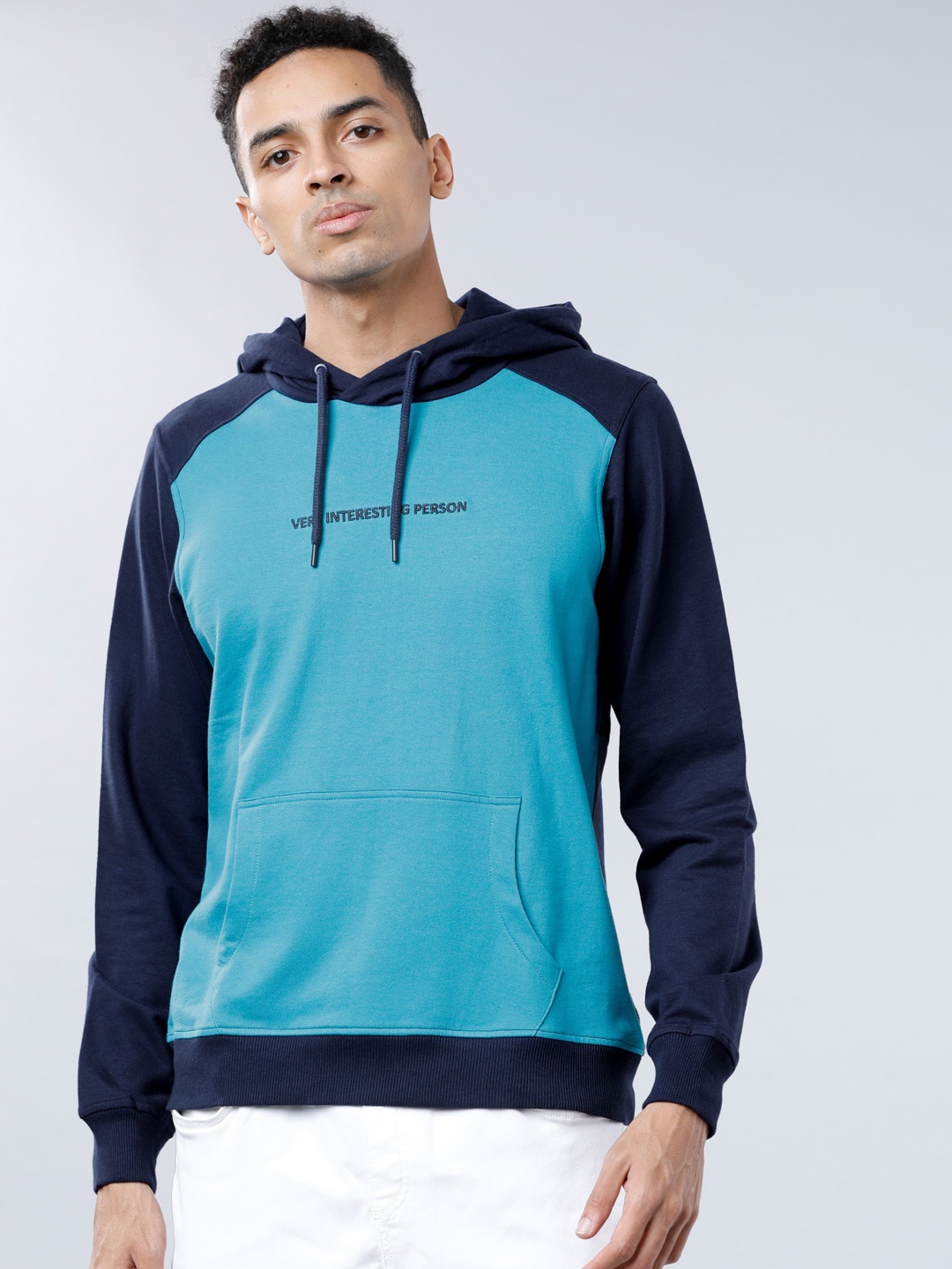 

HIGHLANDER Men Blue Printed Hooded Sweatshirt