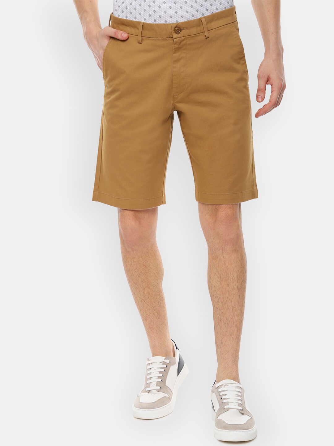 

V Dot Men Khaki Solid Regular Fit Regular Shorts