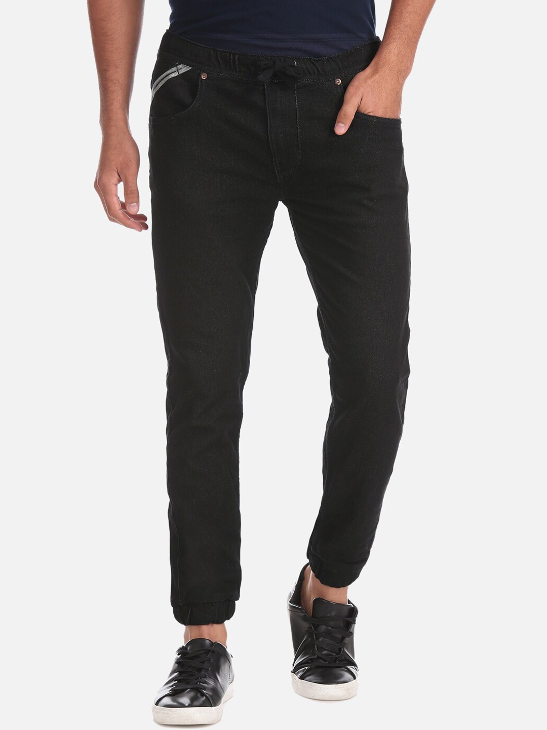 

Cherokee Men Black Slim Fit Mid-Rise Clean Look Jeans