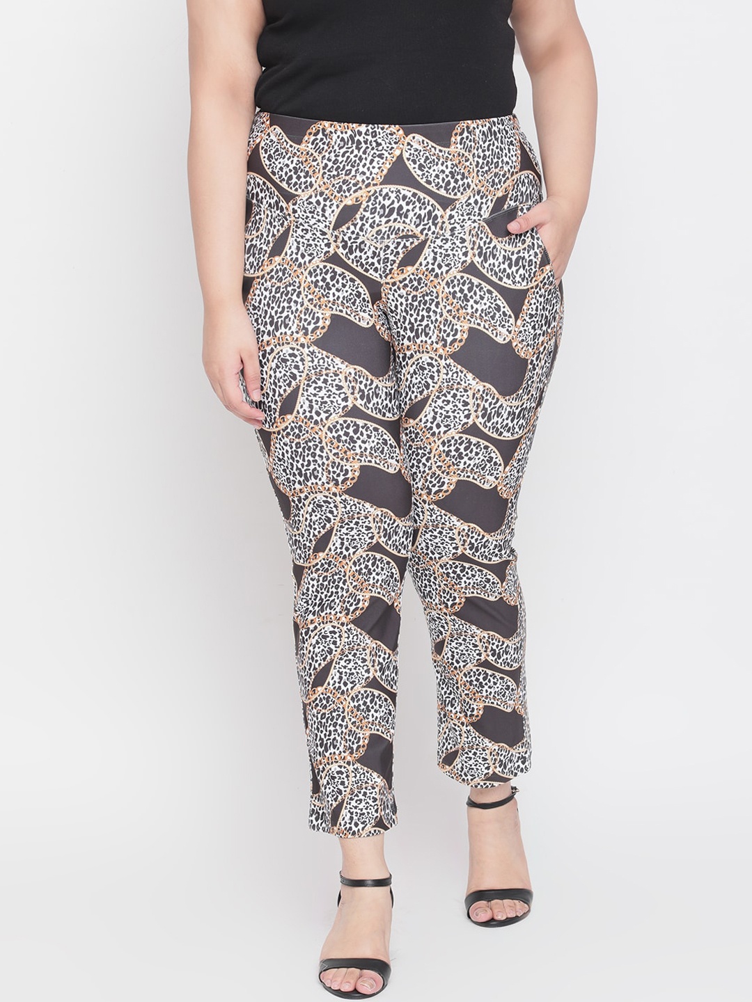

Amydus Women Plus Size Black & Gold-Toned Printed Tummy Shaper Treggings