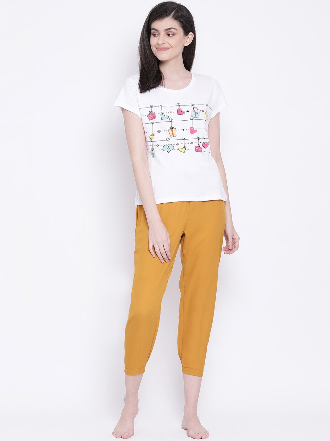 

Clovia Women White & Mustard-Yellow Printed Night Suit