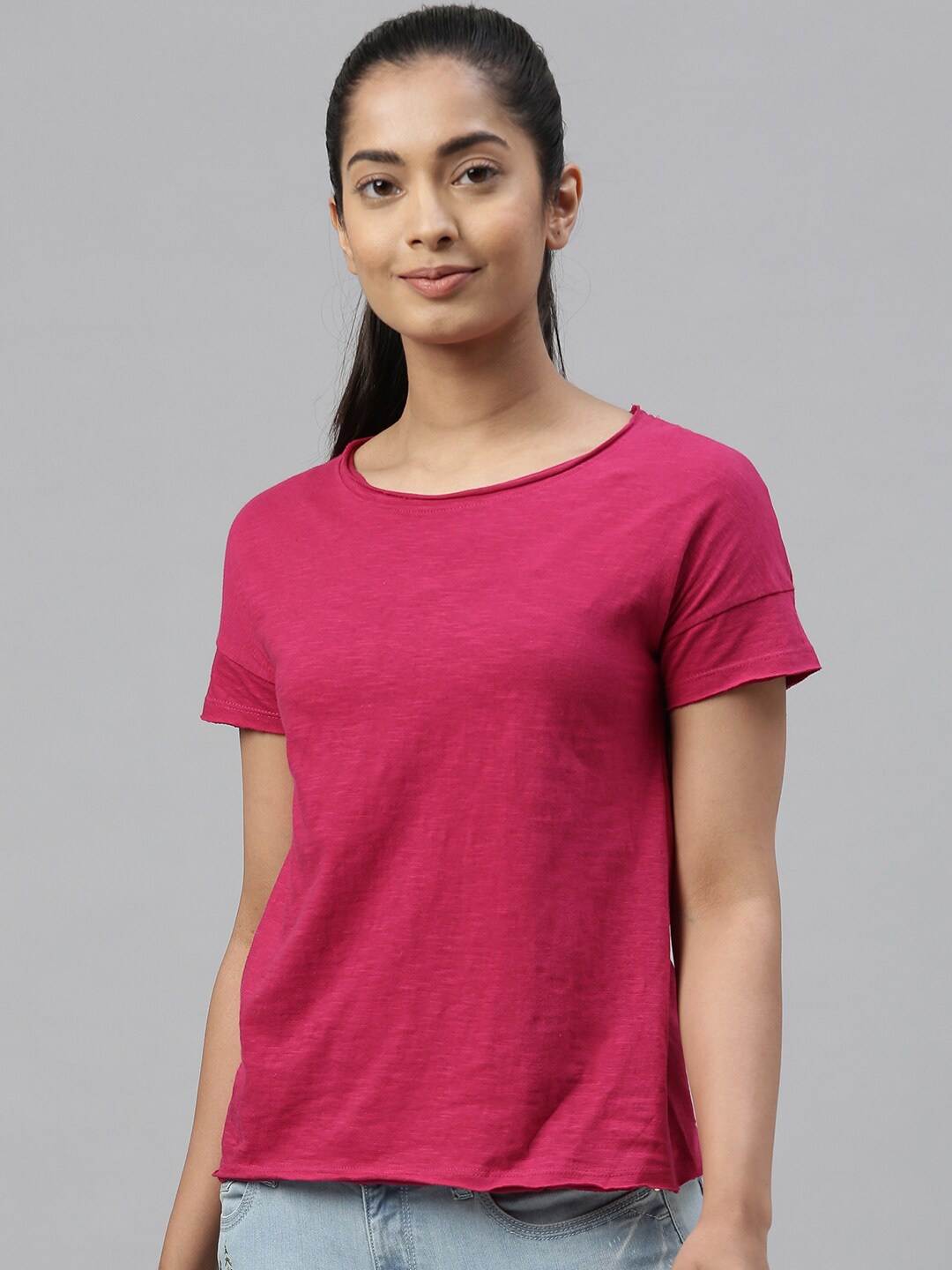 

Kryptic Women Pink Solid Round Neck T-shirt