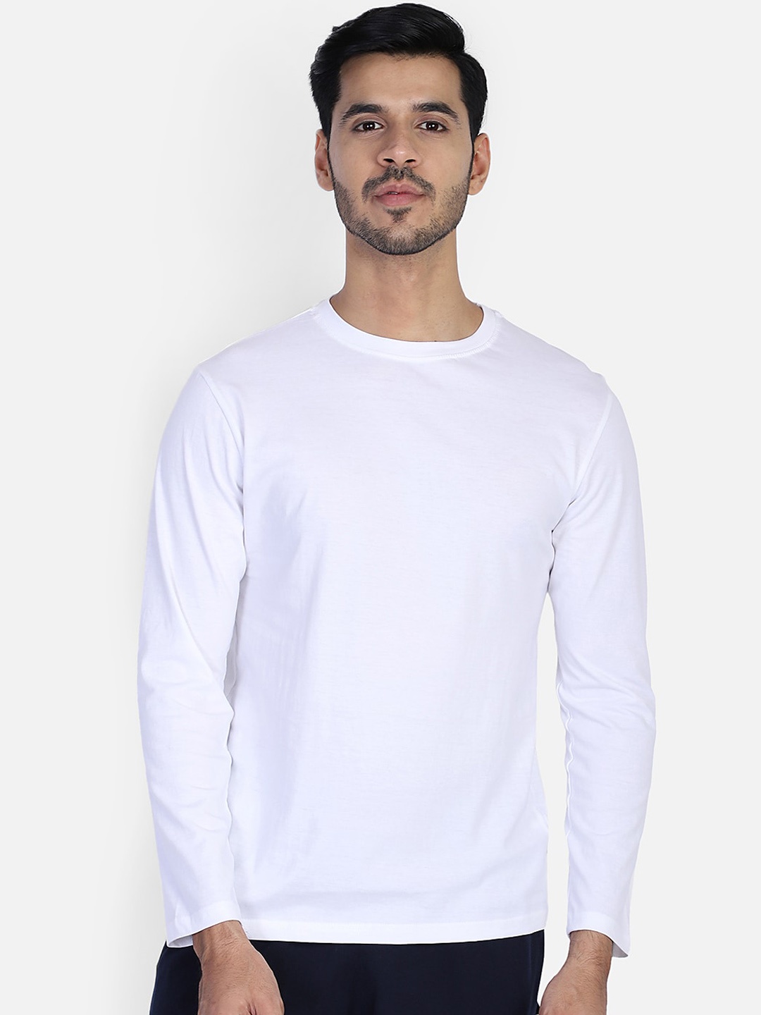 

DYCA Men White Solid Round Neck T-shirt
