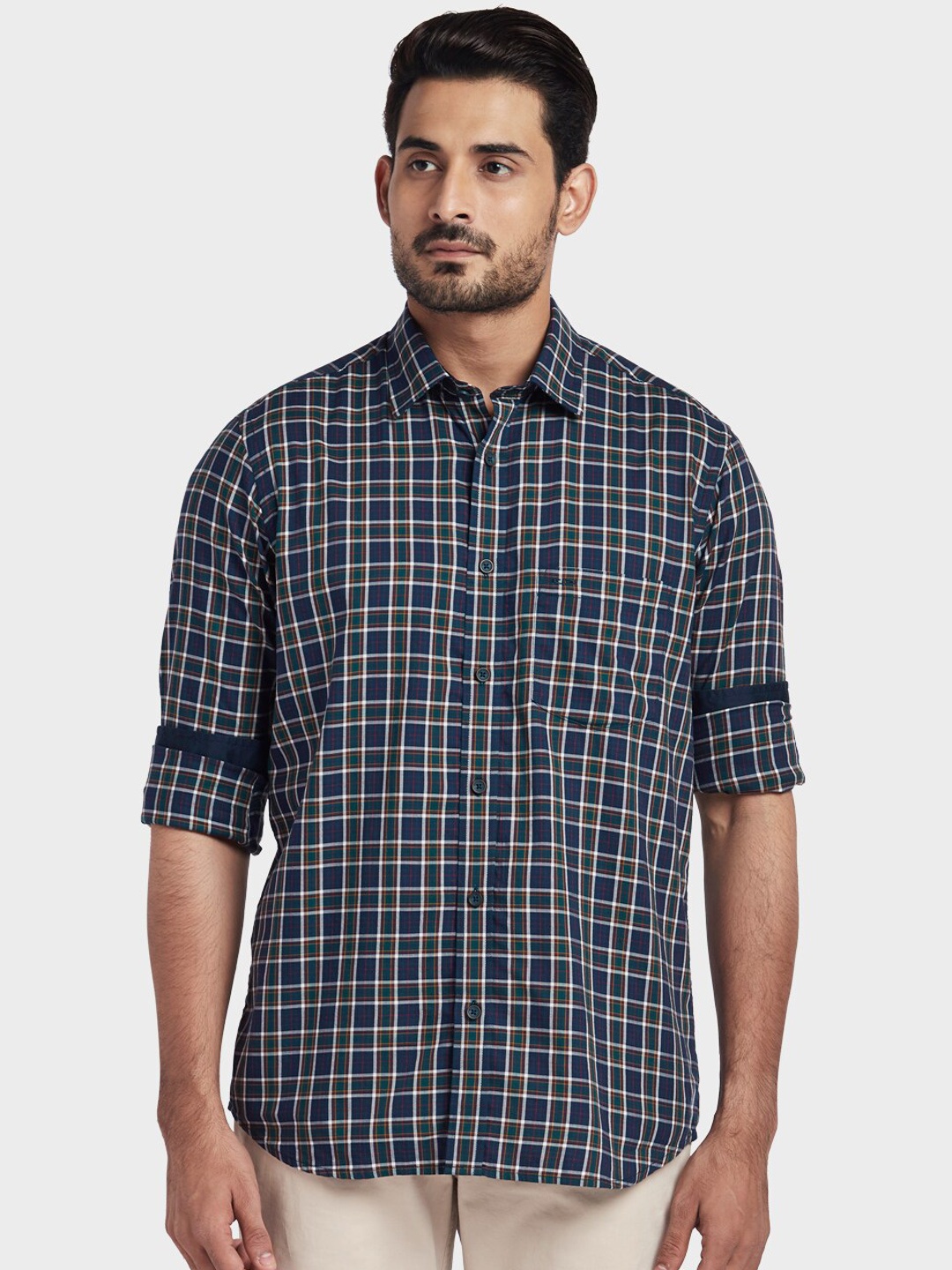 

ColorPlus Men Blue & Green Tailored Fit Checked Casual Shirt