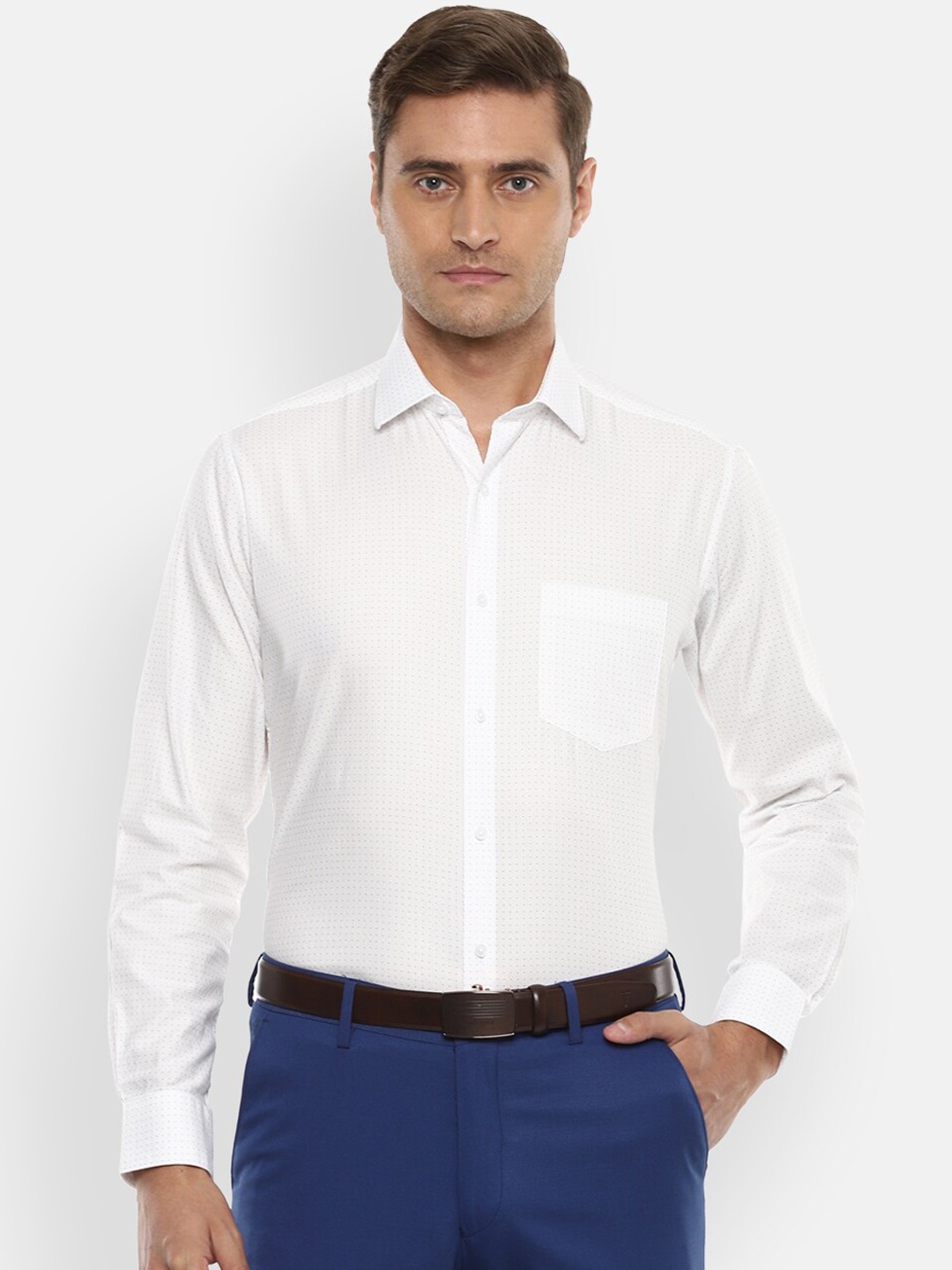 

Van Heusen Men White & Black Regular Fit Printed Formal Shirt