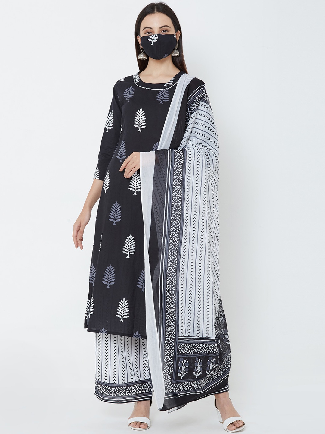 FASHOR Women Black & White Printed Kurta with Palazzos & Dupatta