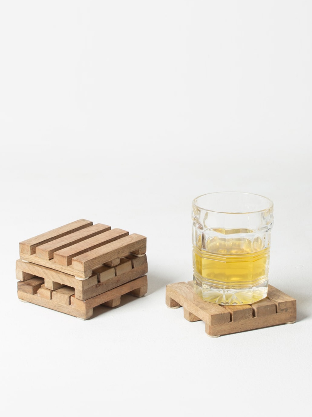 

Casa Decor Set of 4 Perennial Wooden Coasters, Brown