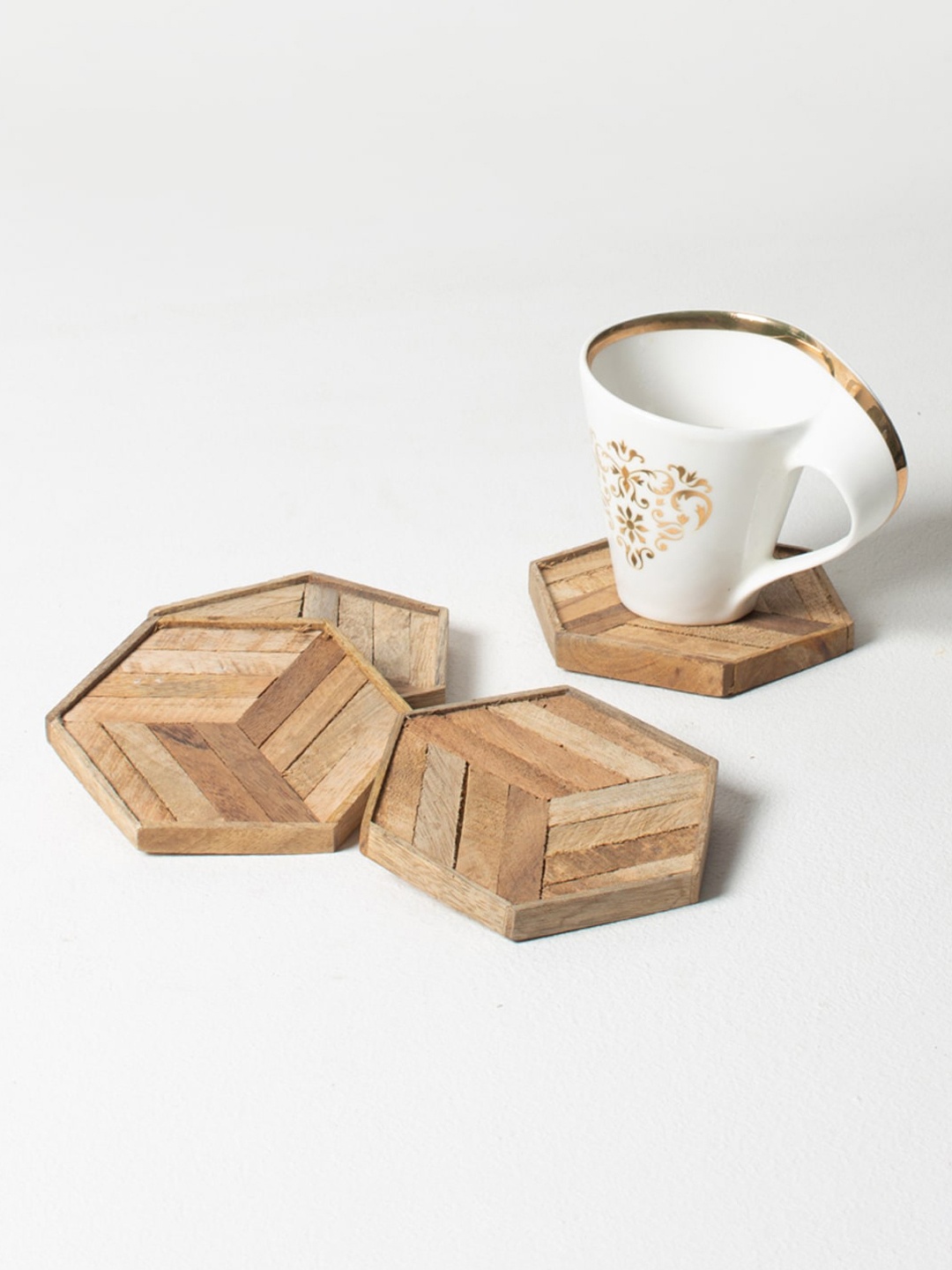 

CASA DECOR Pack Of 4 Brown Hexagon Wooden Frame Coasters