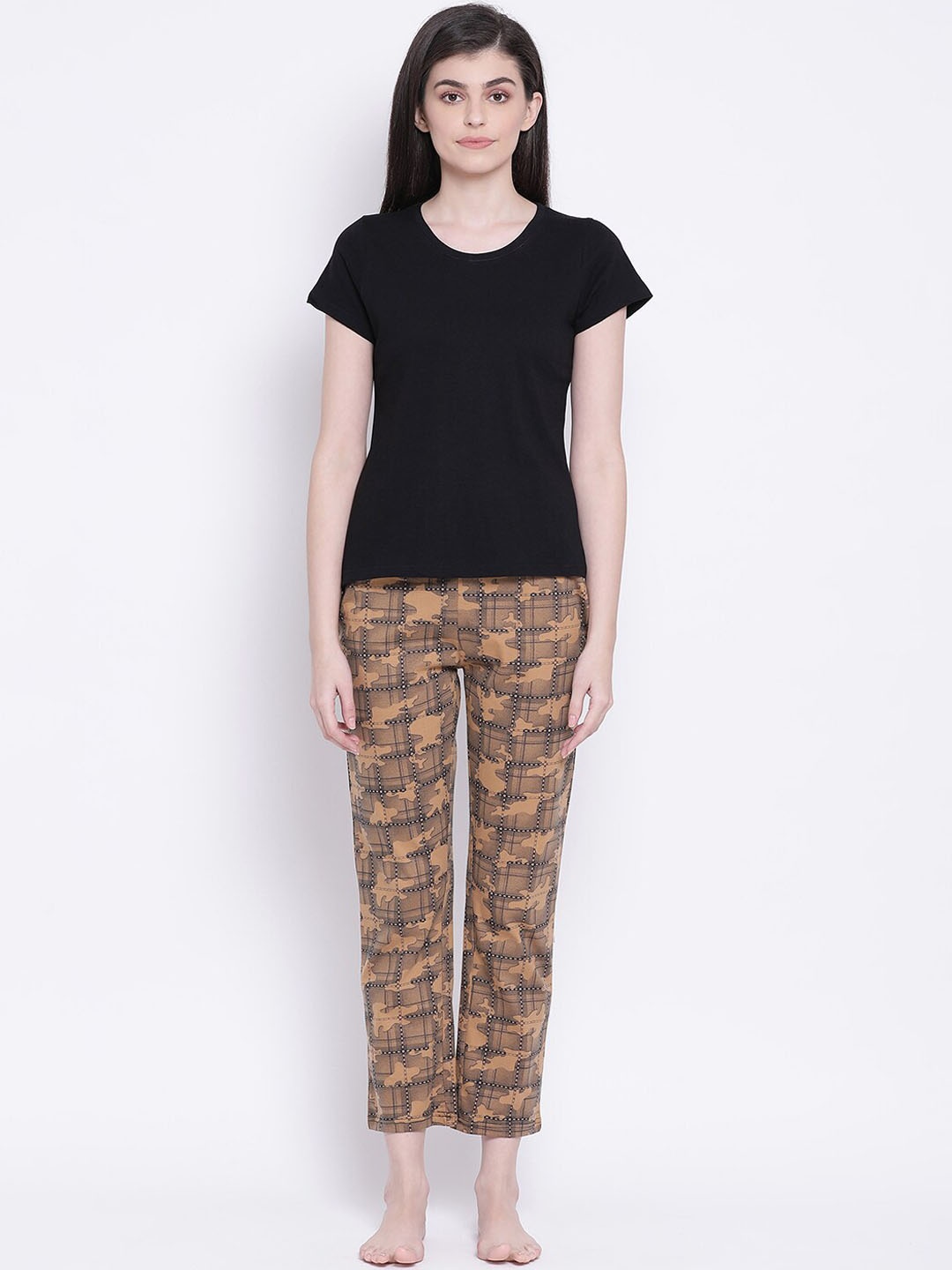 

Clovia Women Black & Brown Night Suit