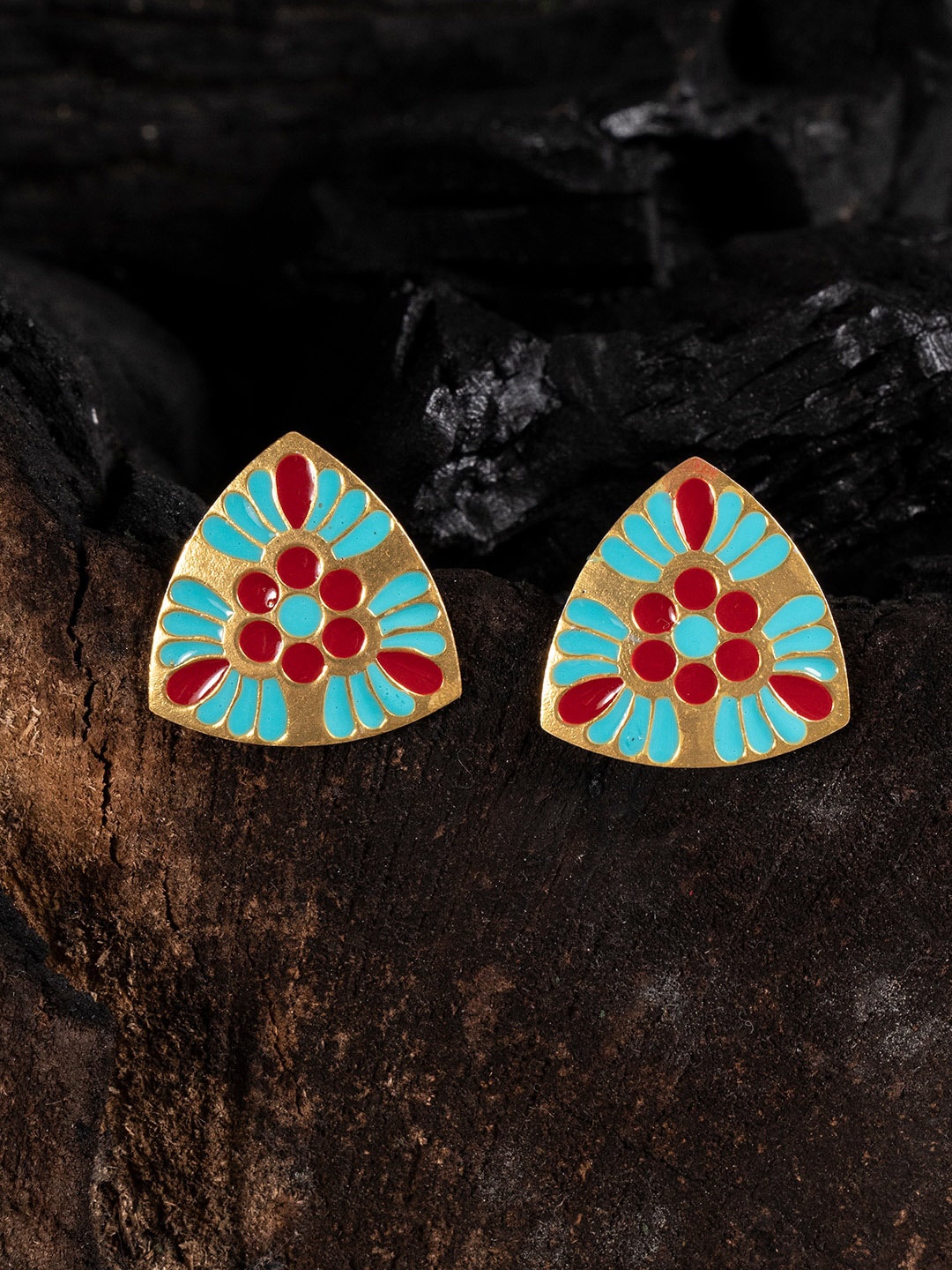 

Shoshaa Turquoise Blue & Gold-Toned Classic Studs