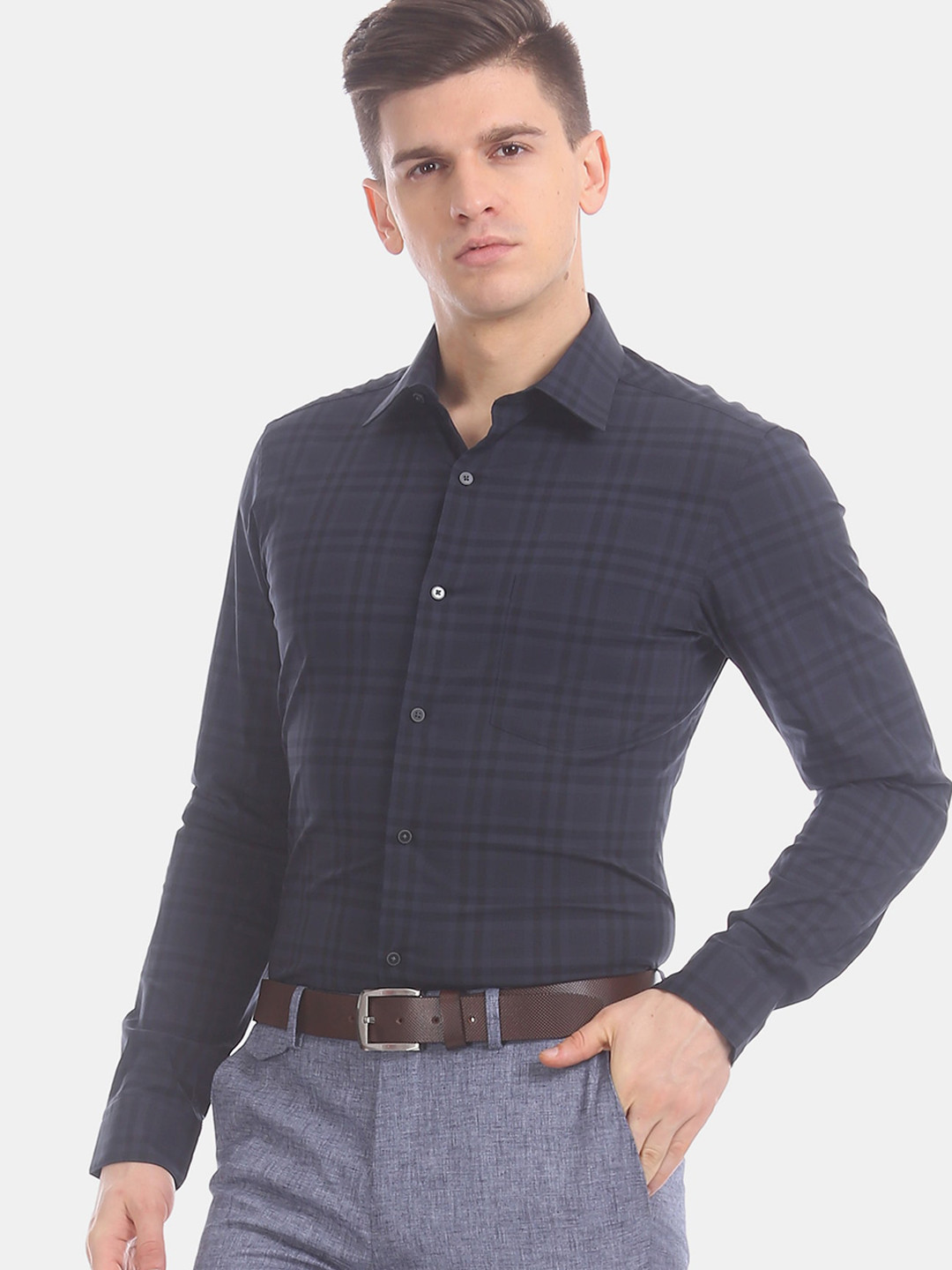 

Arrow Men Charcoal Grey Skinny Fit Checked Formal Shirt