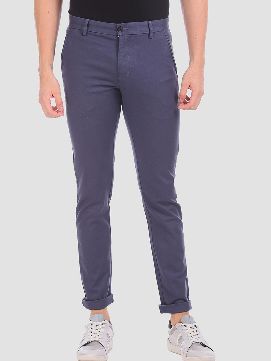 

Arrow Men Blue Regular Fit Solid Regular Trousers