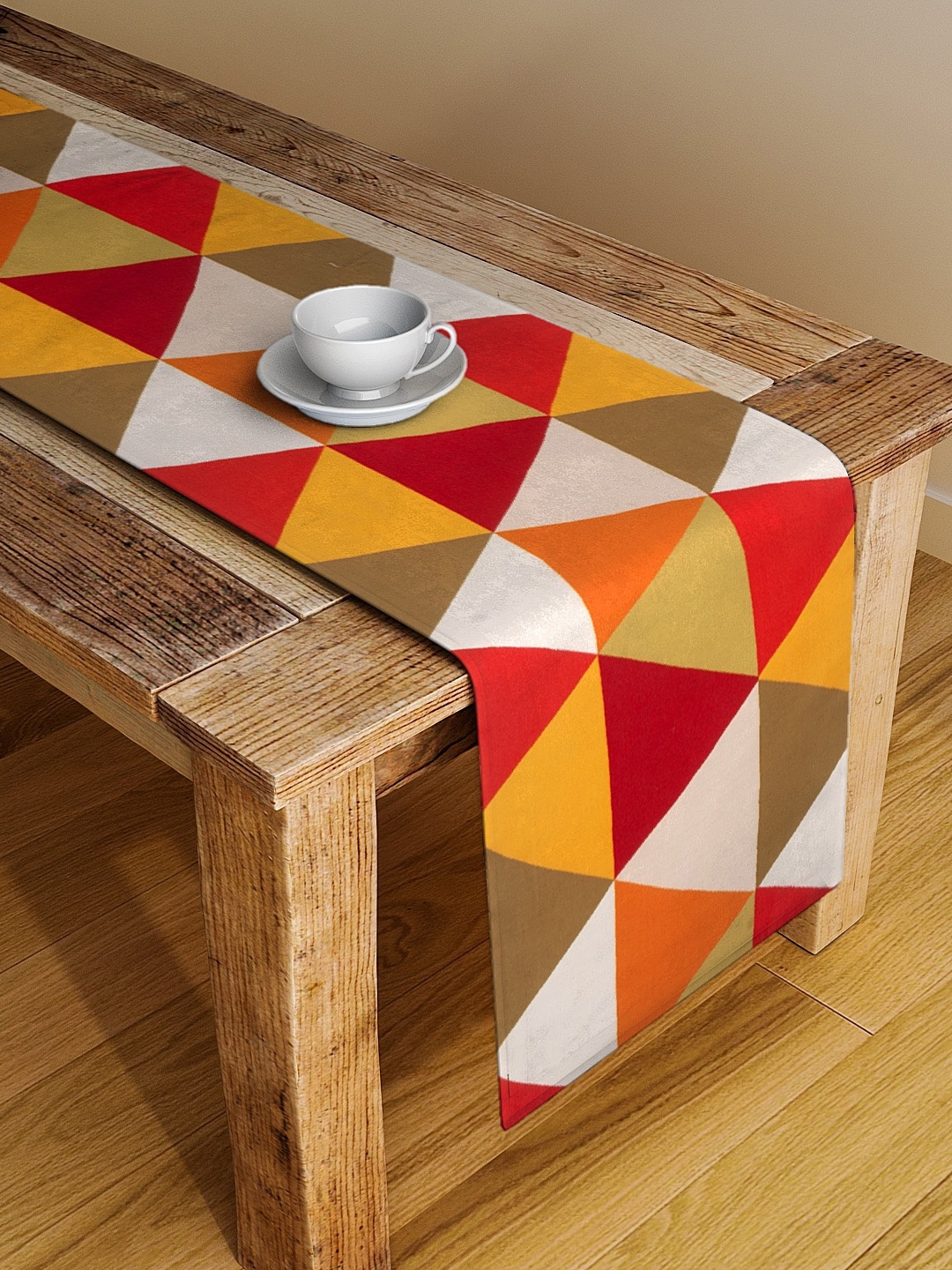 

Alina decor Yellow & Beige Geometric Digital Printed Table Runner