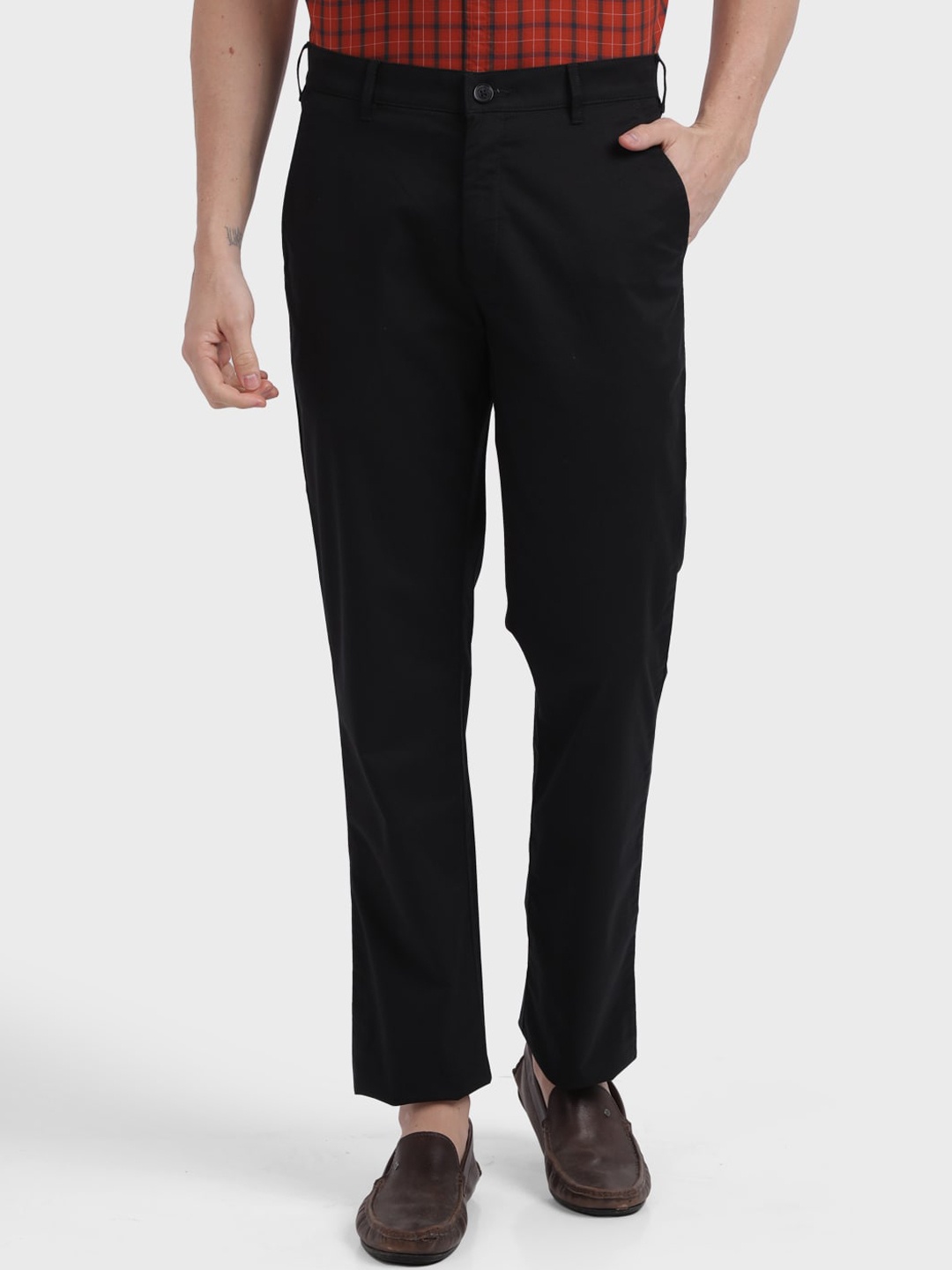 

ColorPlus Men Black Regular Fit Solid Regular Trousers