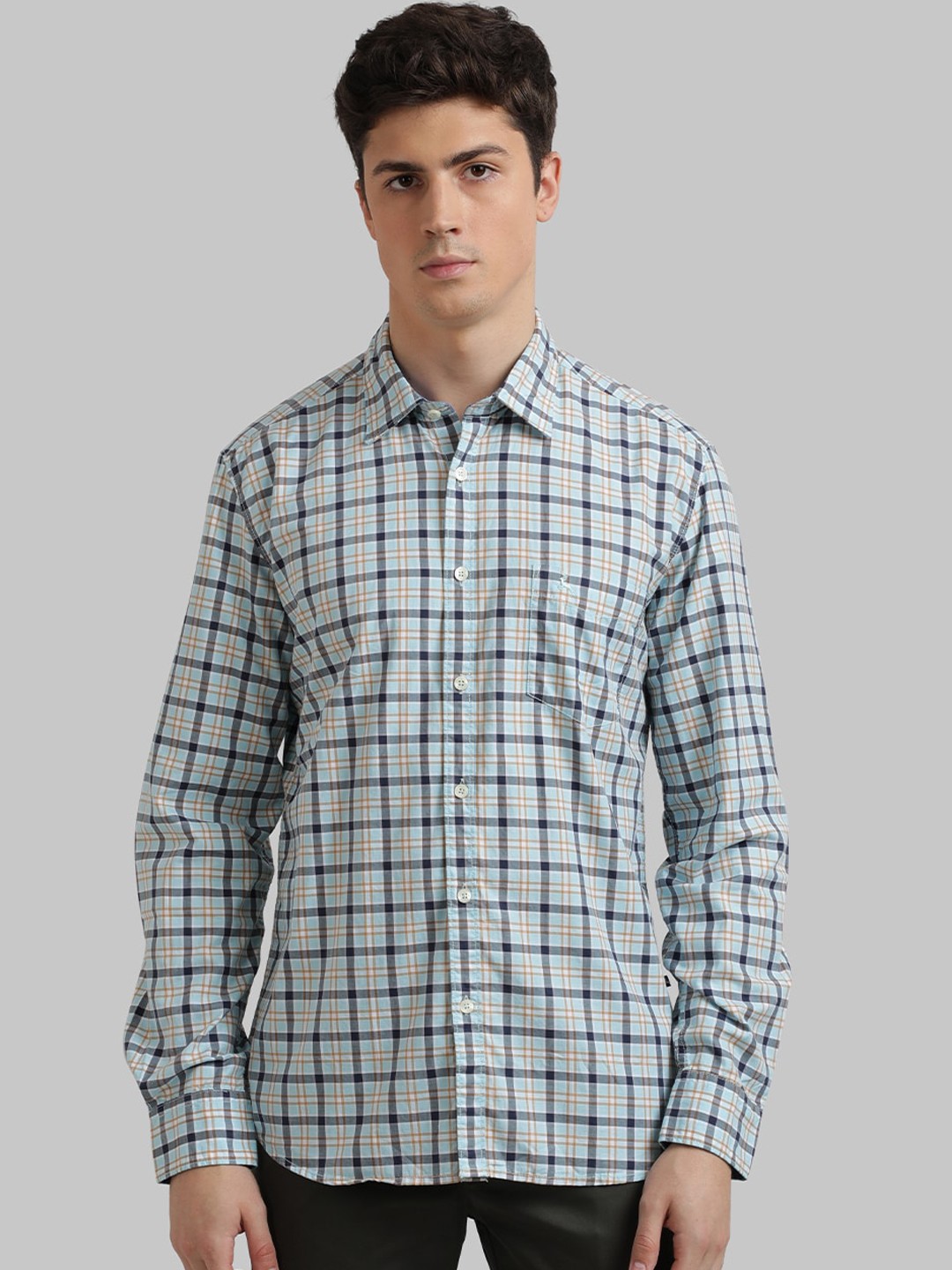 

Parx Men Blue & Off-White Slim Fit Checked Casual Shirt