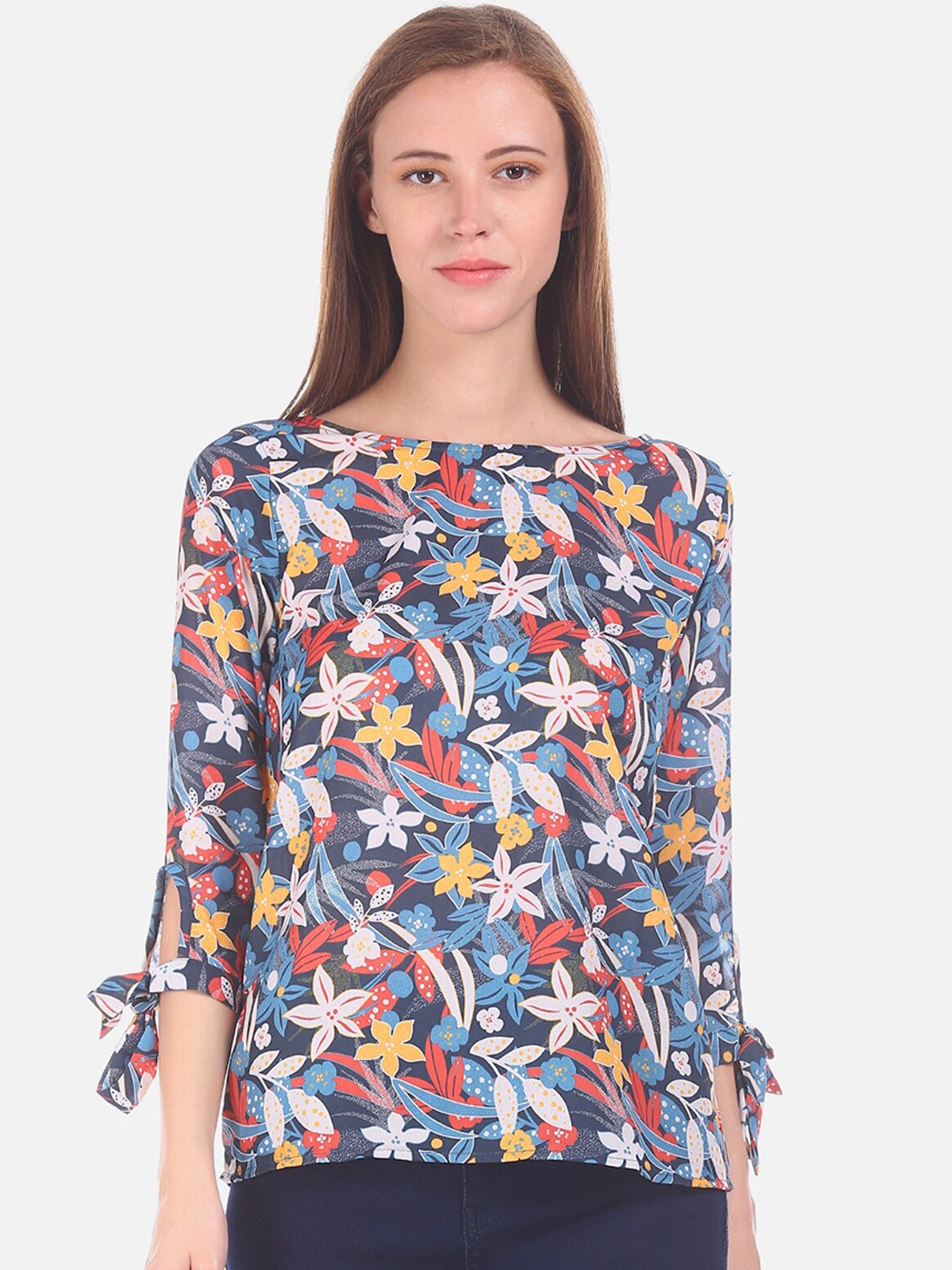 

Cherokee Women Navy Blue Floral Printed Top