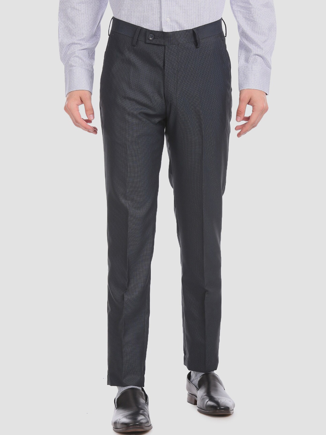 

Arrow Men Blue Slim Fit Solid Formal Trousers