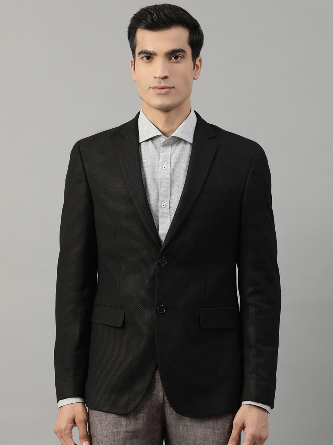 

HARSAM Men Black Solid Blazer