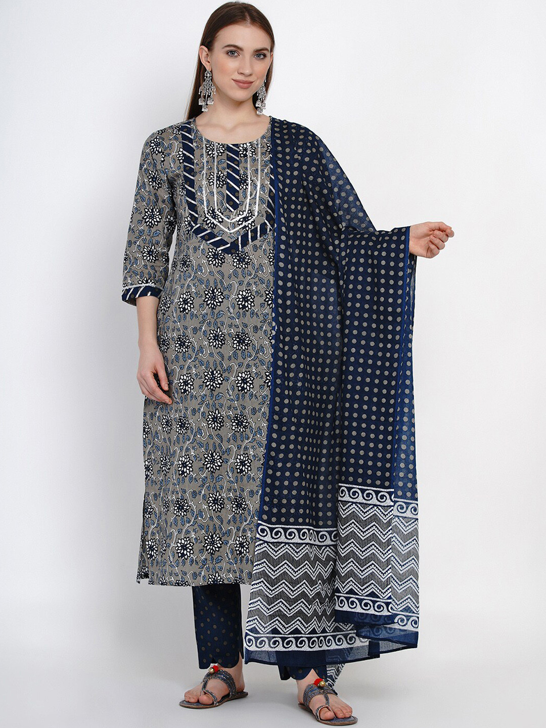 

Yuris Women Grey & Blue Printed Kurta with Pyjamas & Dupatta