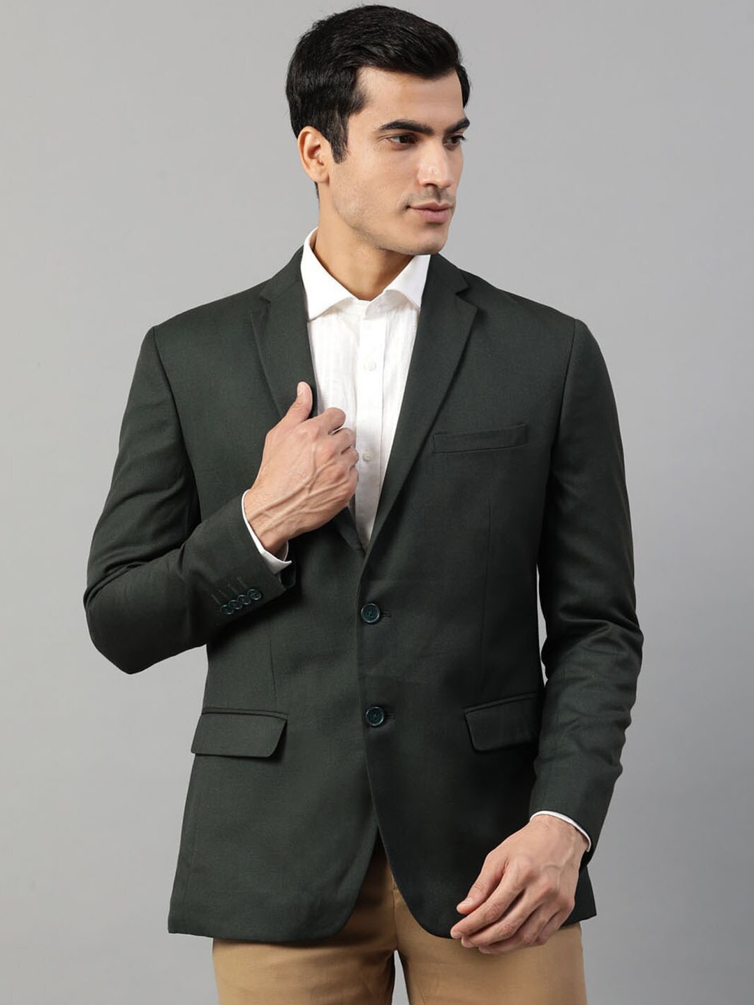 

HARSAM Men Green Solid Single Breasted Formal Blazer