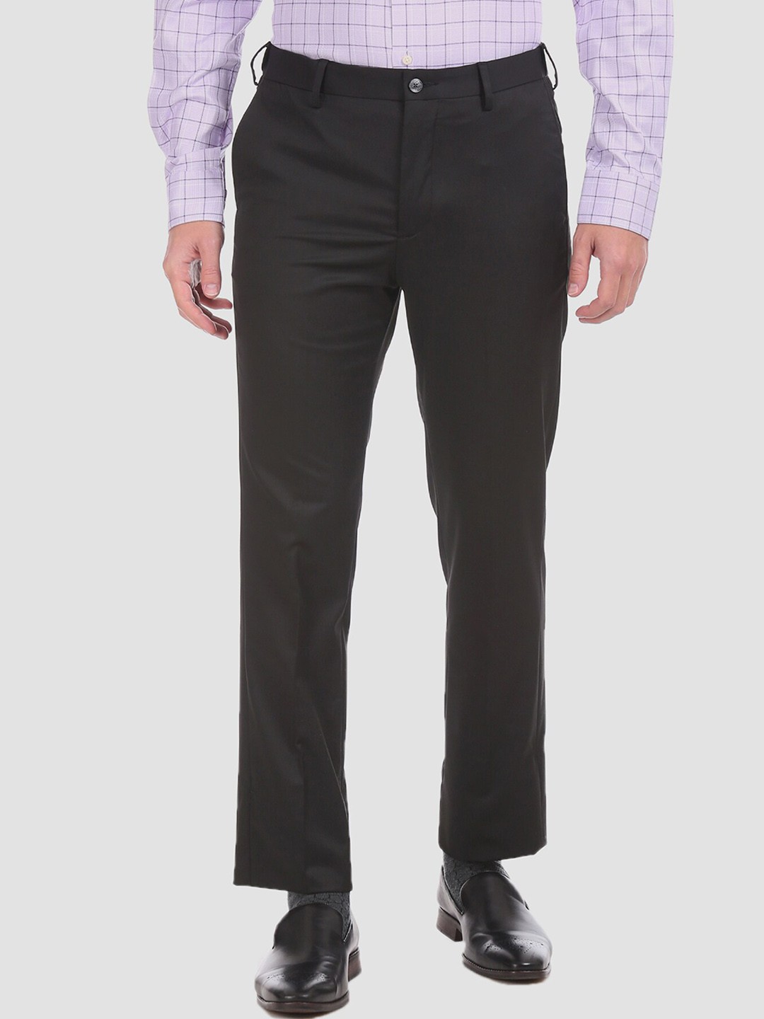 

Arrow Men Black Regular Fit Solid Formal Trousers